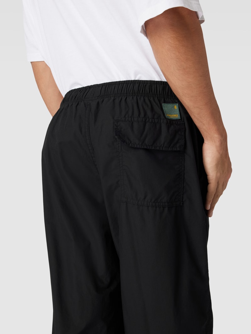 Hose mit Eingrifftaschen Modell 'PARACHUTE' in schwarz
