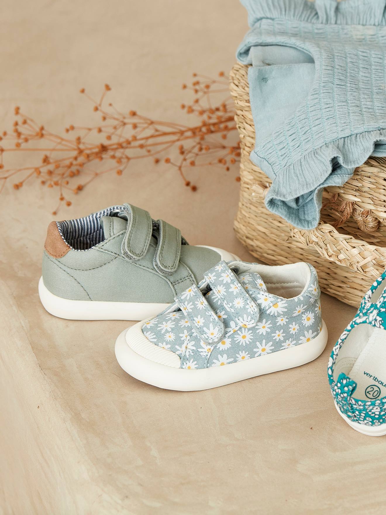 Vertbaudet Mädchen Baby Stoffschuhe, Klett - mehrfarbig