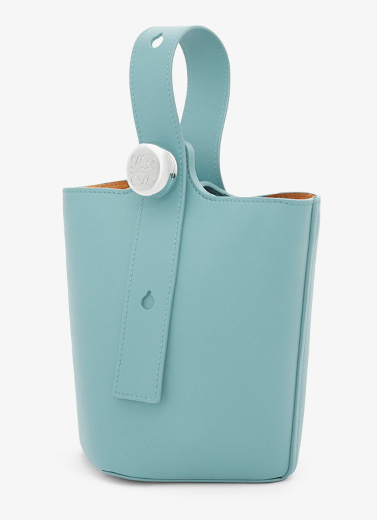 LOEWE Pebble Bucket Mini plecu soma no teļādas