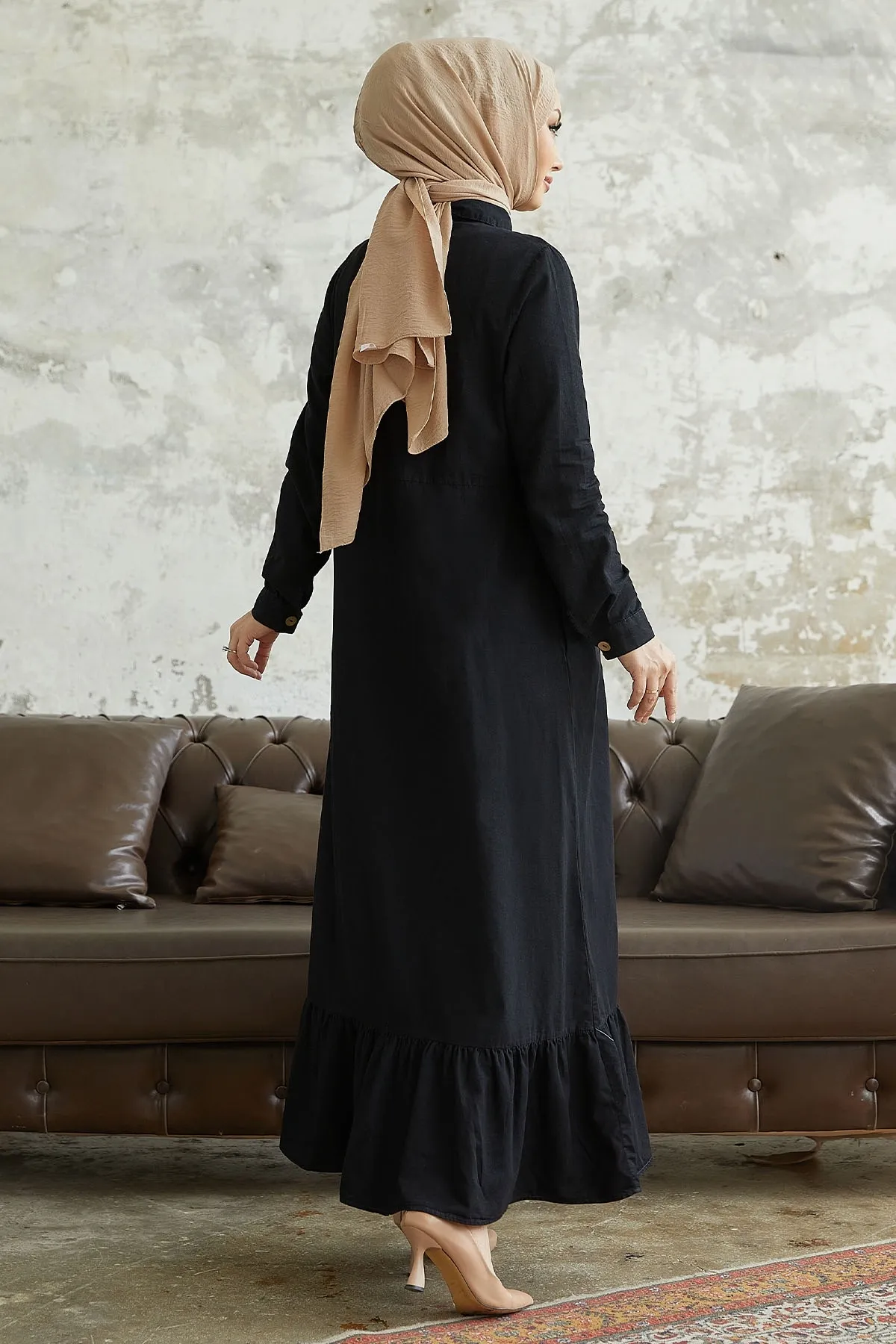 InStyle  Mandes Lockeres Jeanskleid mit Robe und Rüschen – Schwarz