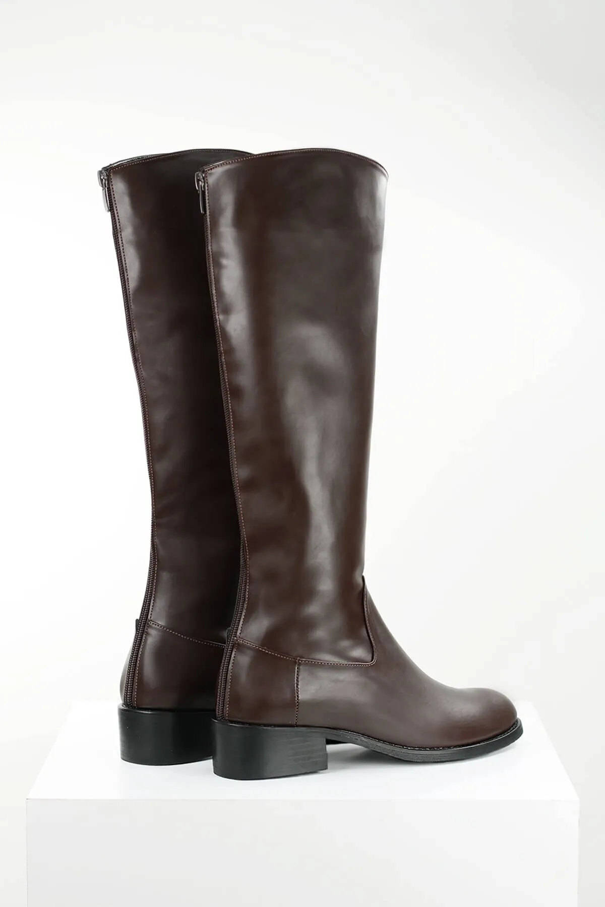 Mio Gusto  Vivien Brown Damenstiefel mit Reißverschluss hinten und dünnem Kunstpelzfutter