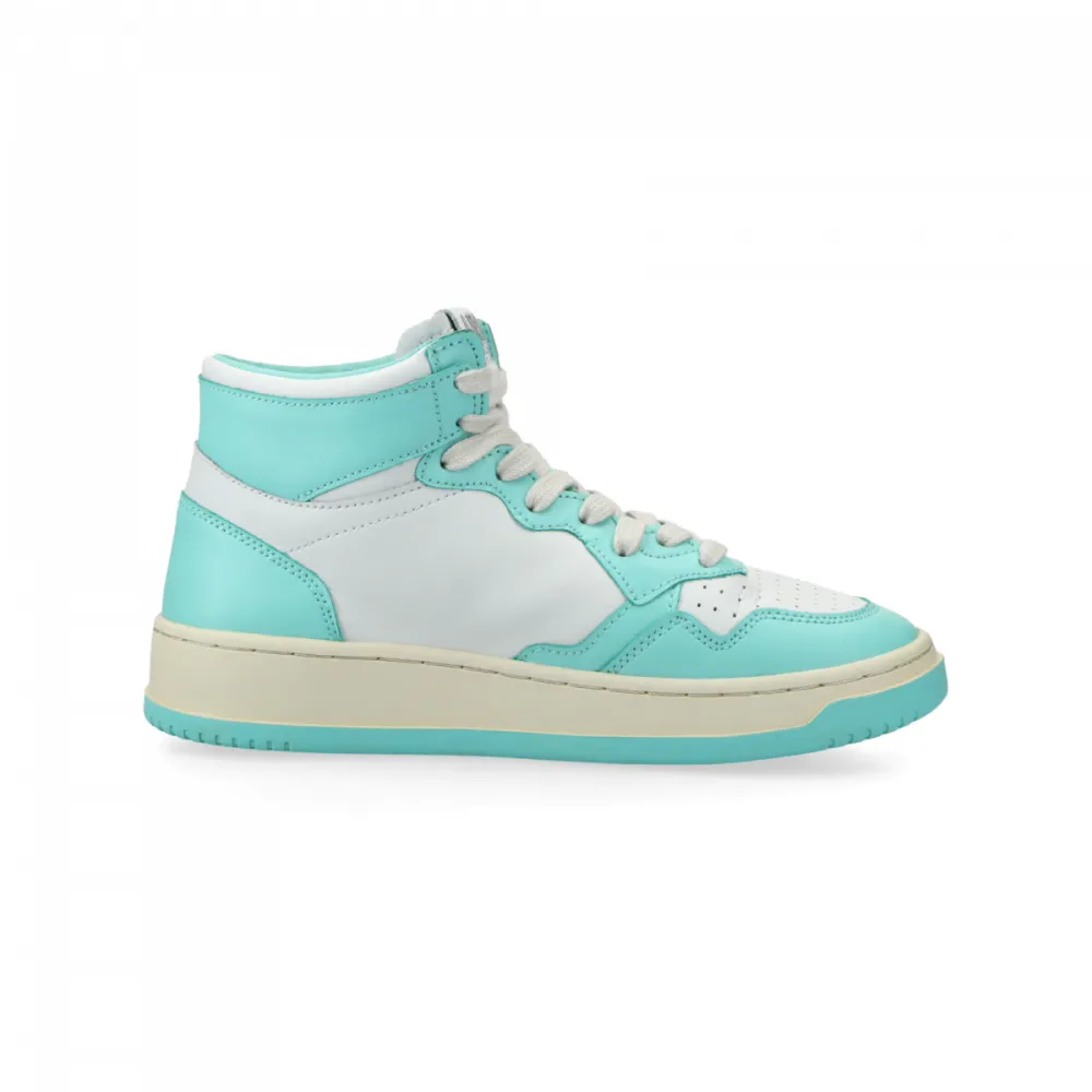 Autry WMNS Medalist Mid AUMWWB20 / blau