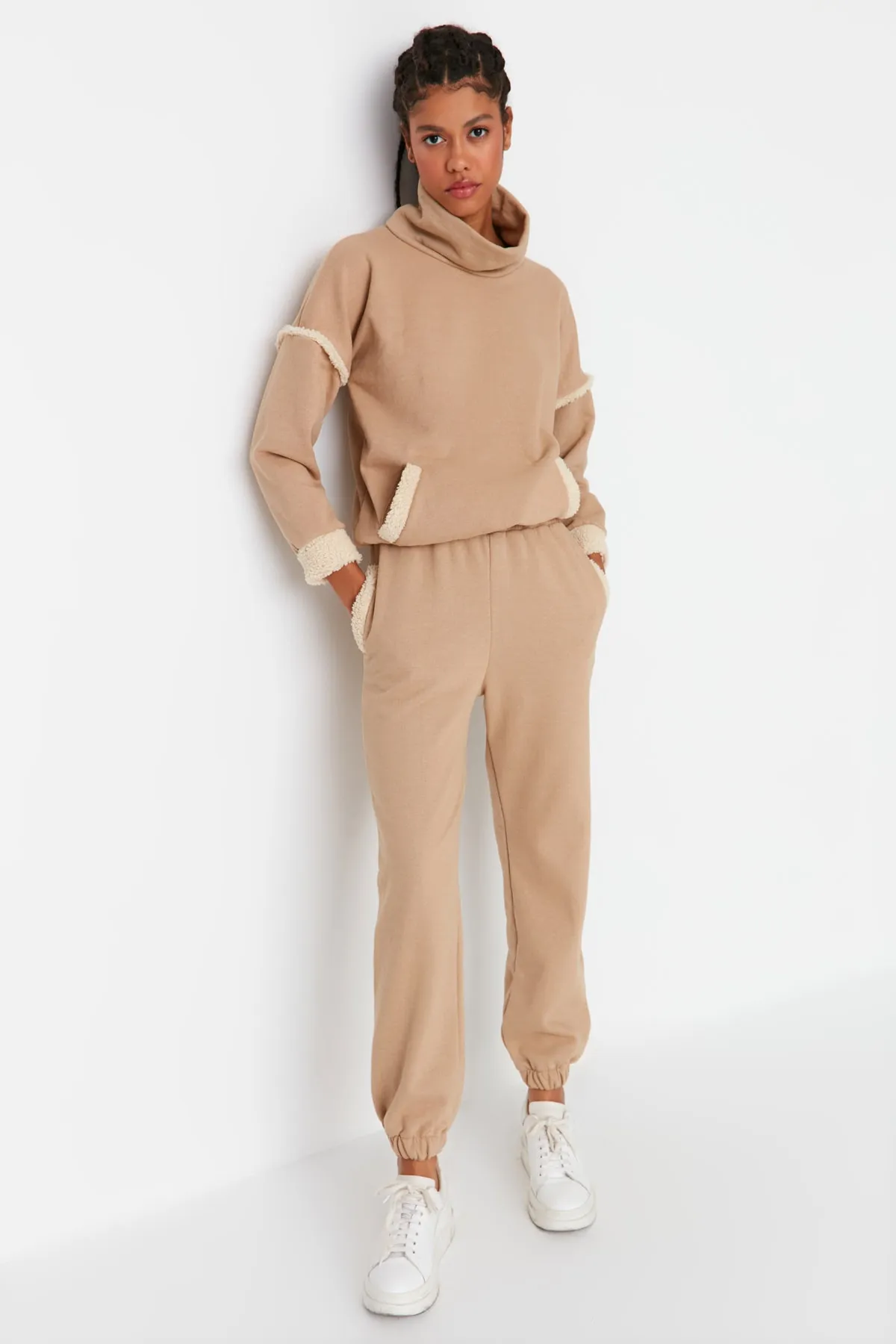 Trendyol Collection  Jogginghose - Braun - Loose Jogger