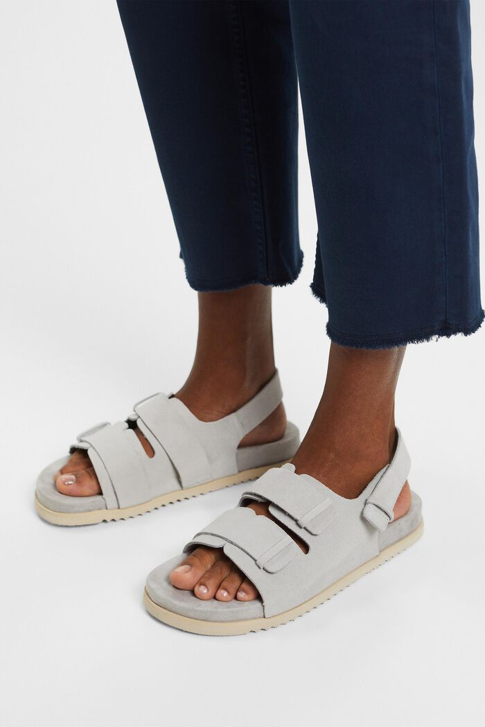 Sandalen aus Veloursleder