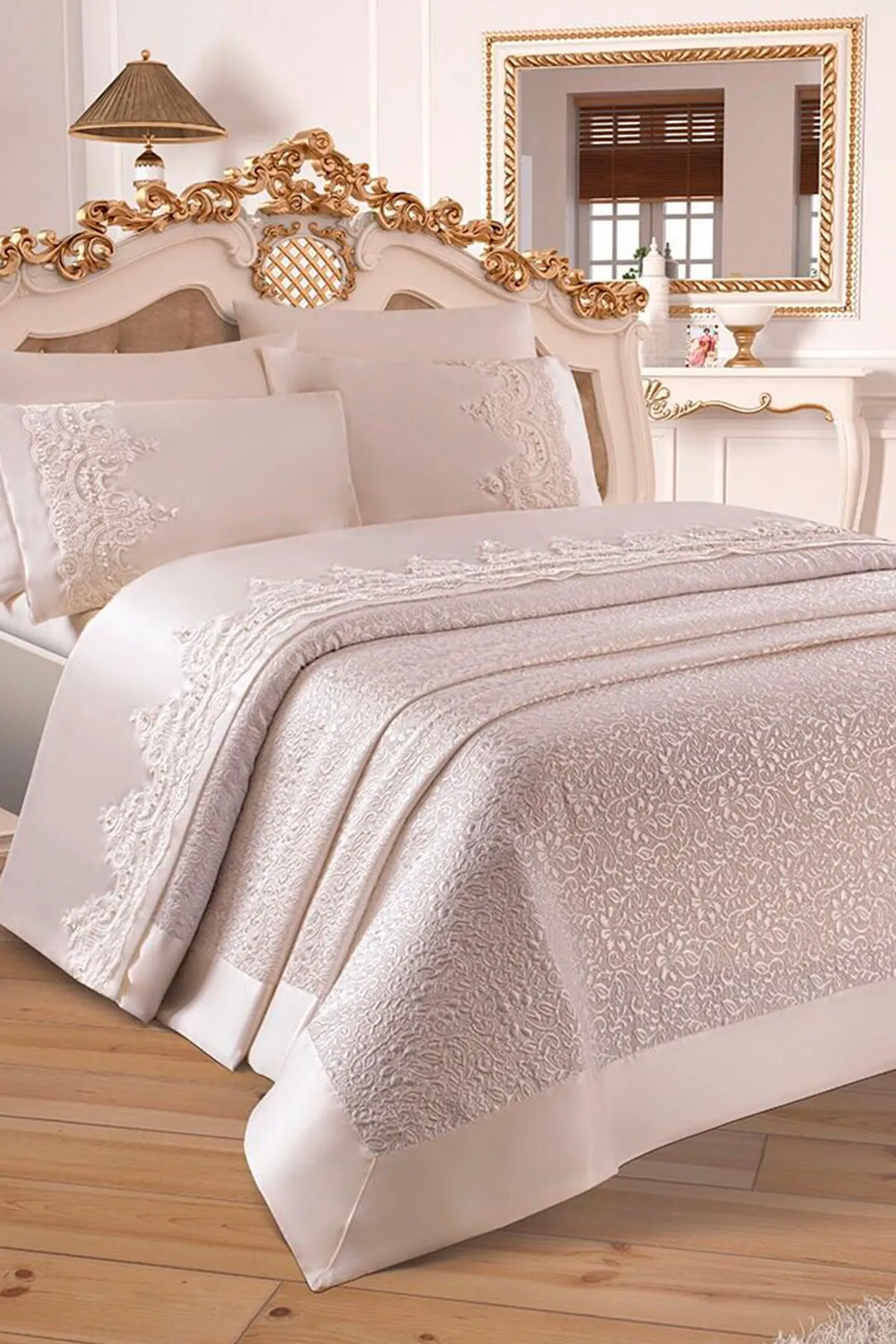 Çeyiz Diyarı  Französisch geschnürtes Diana-Piqué-Set Creme 206311