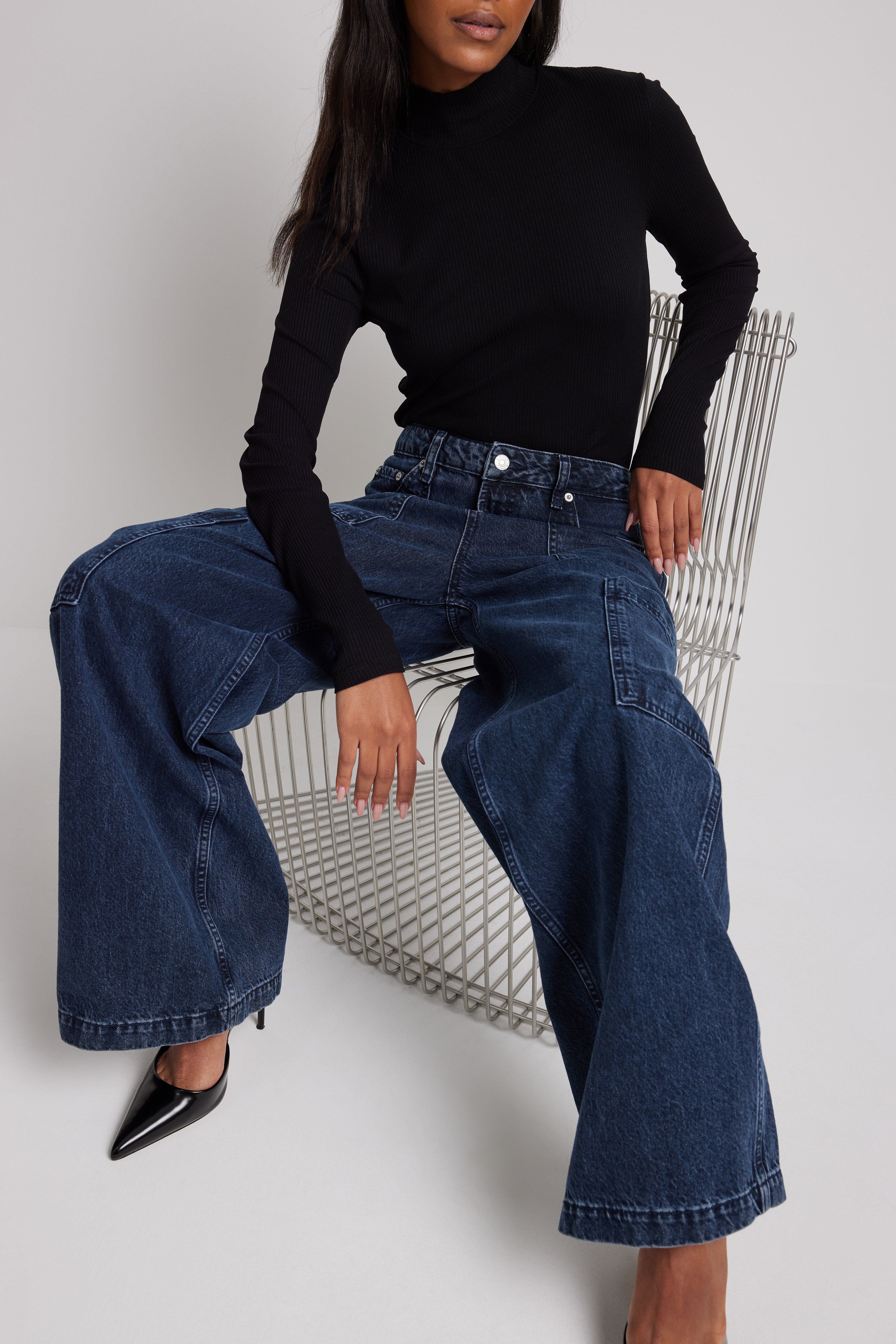 Gerippter Pullover mit langen Ärmeln und Rollkragen