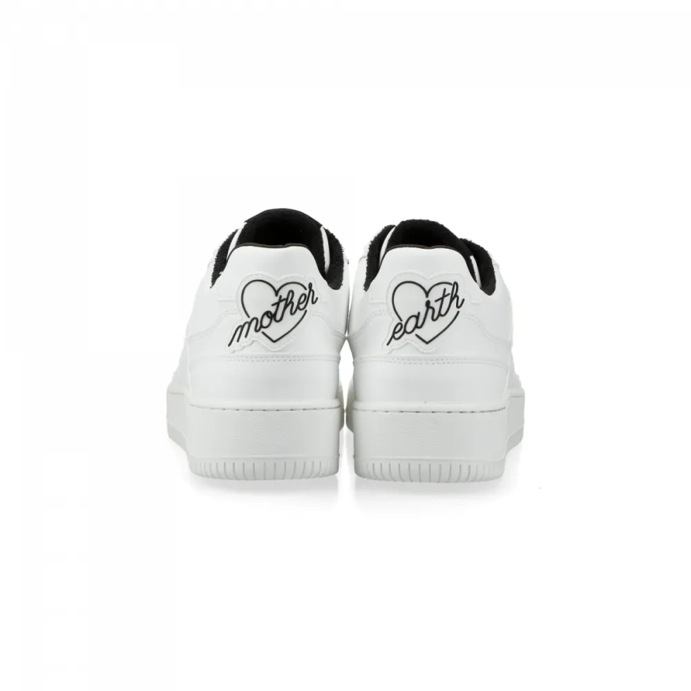 MoEa x Jean Andre GEN 1 Grapes MOEA-BASGN1-29 / weiss