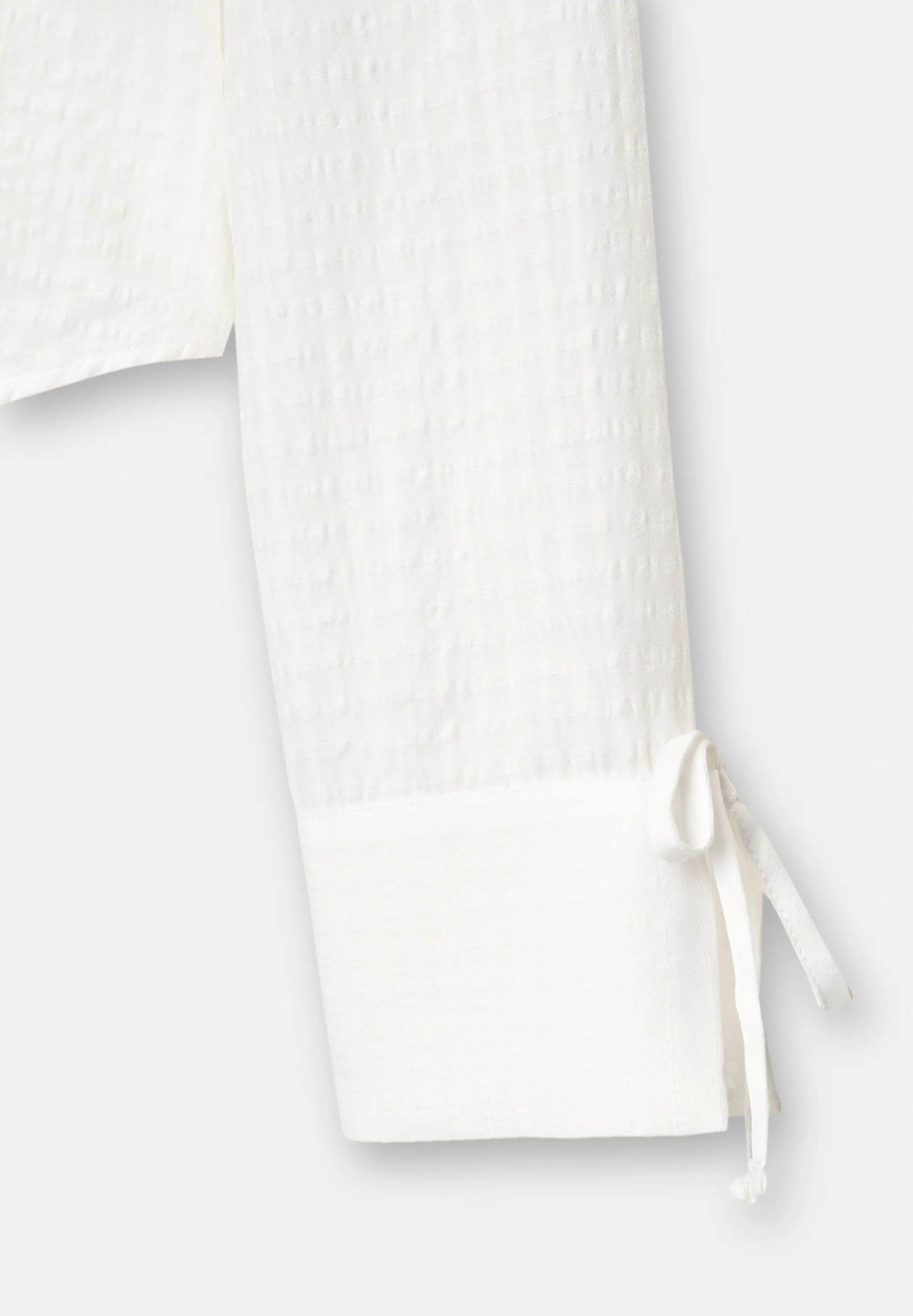 PULL&BEAR AJUSTADO CON PINZAS - Camisa