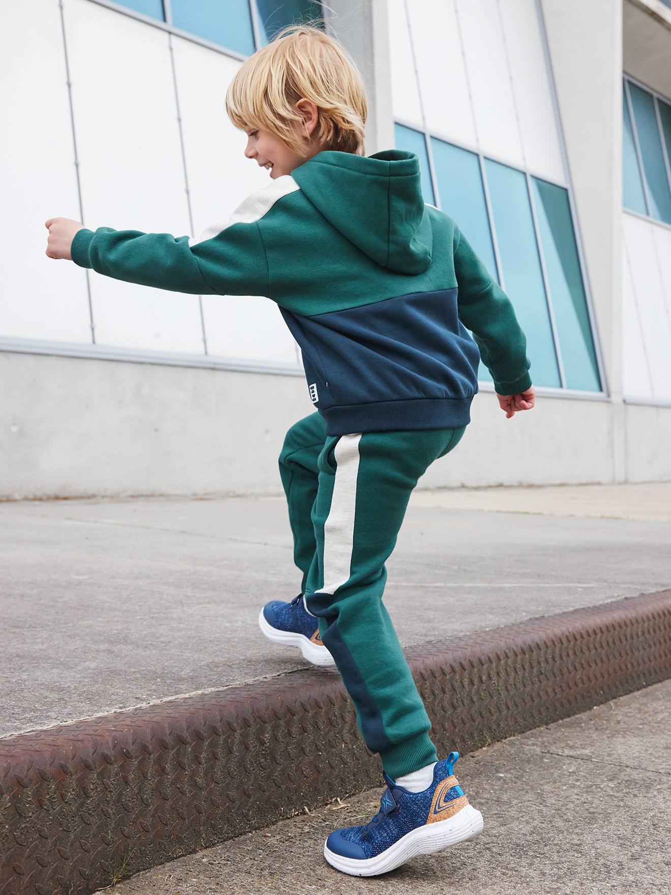 Sweat zippé à capuche effet colorblock sport garçon vert