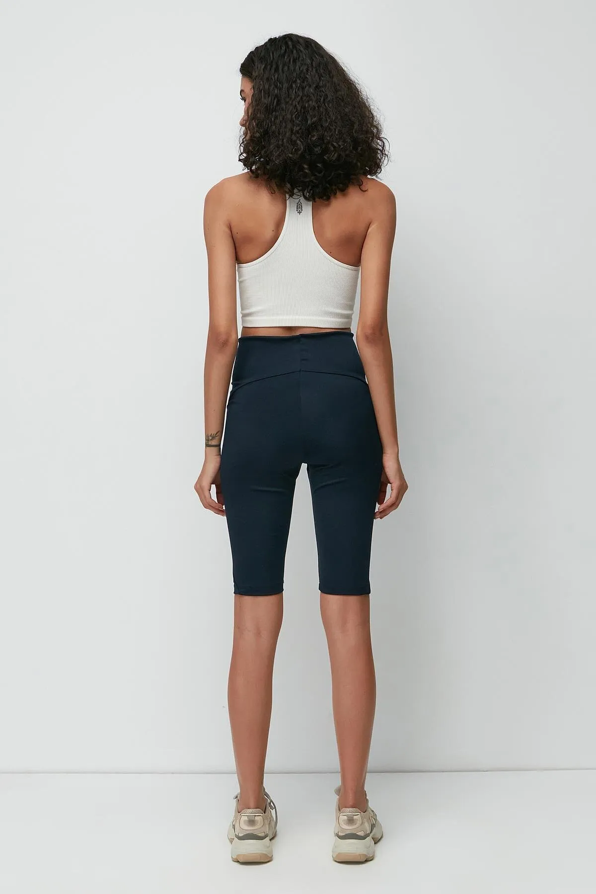 C&City  Karyoka Sportshorts mit hoher Taille über dem Knie, Leggings 9412, Marineblau