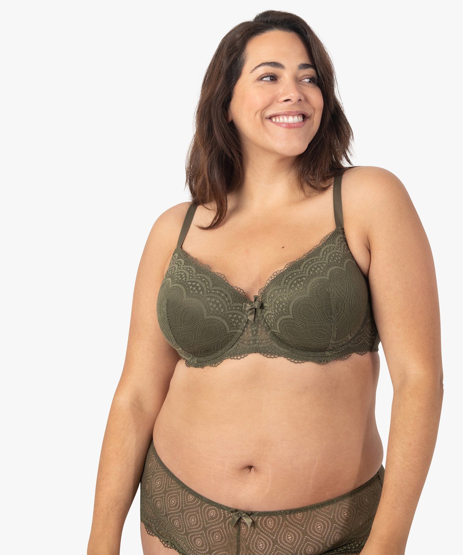 Soutien-gorge grande taille à armatures et coques fines kaki | GEMO