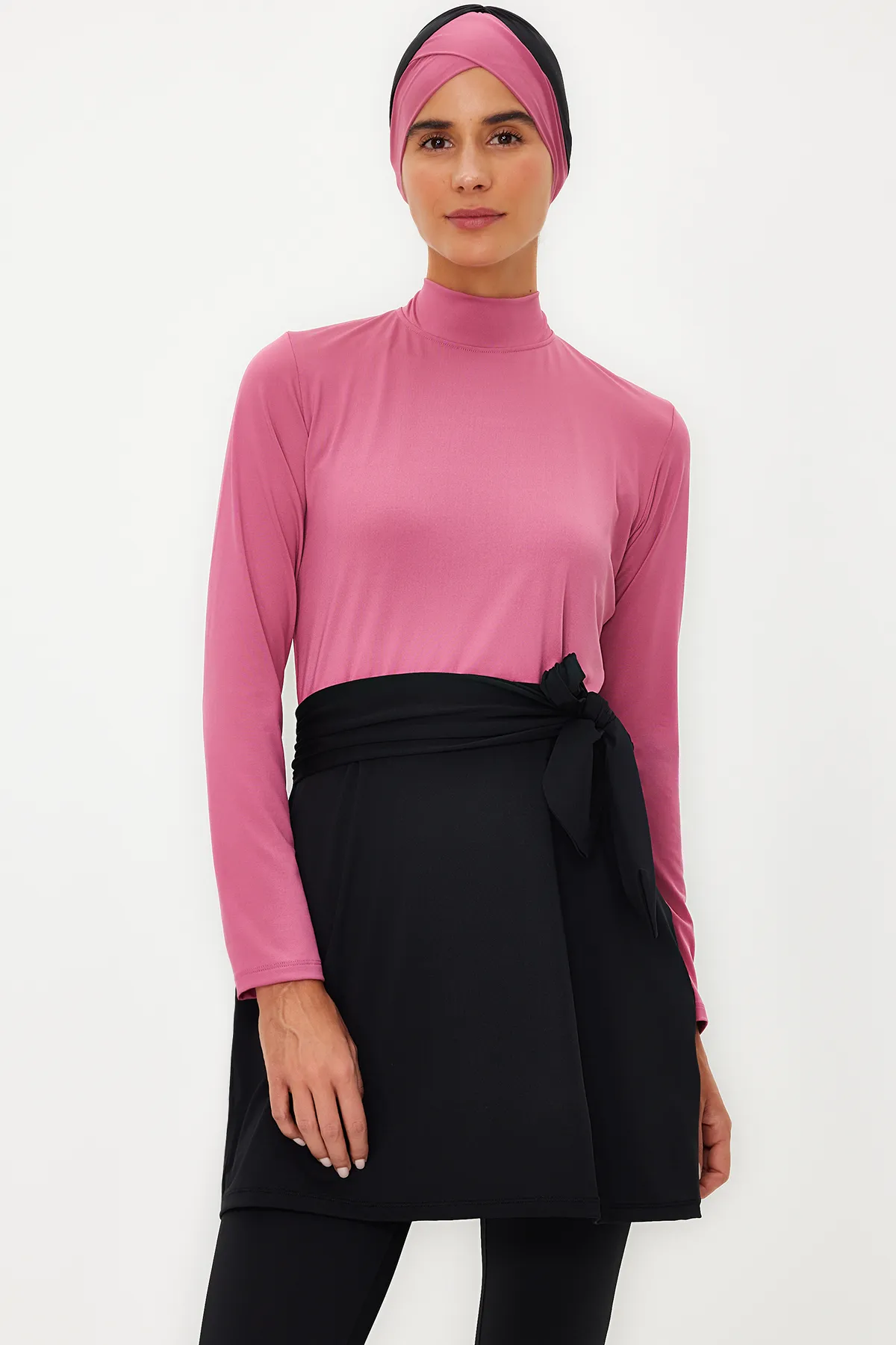 Trendyol Modest  Dusty Rose Farbblock-Langarm-Strick-4-teiliges, vollständig bedecktes Badeanzug-Set TCTSS22CF0028