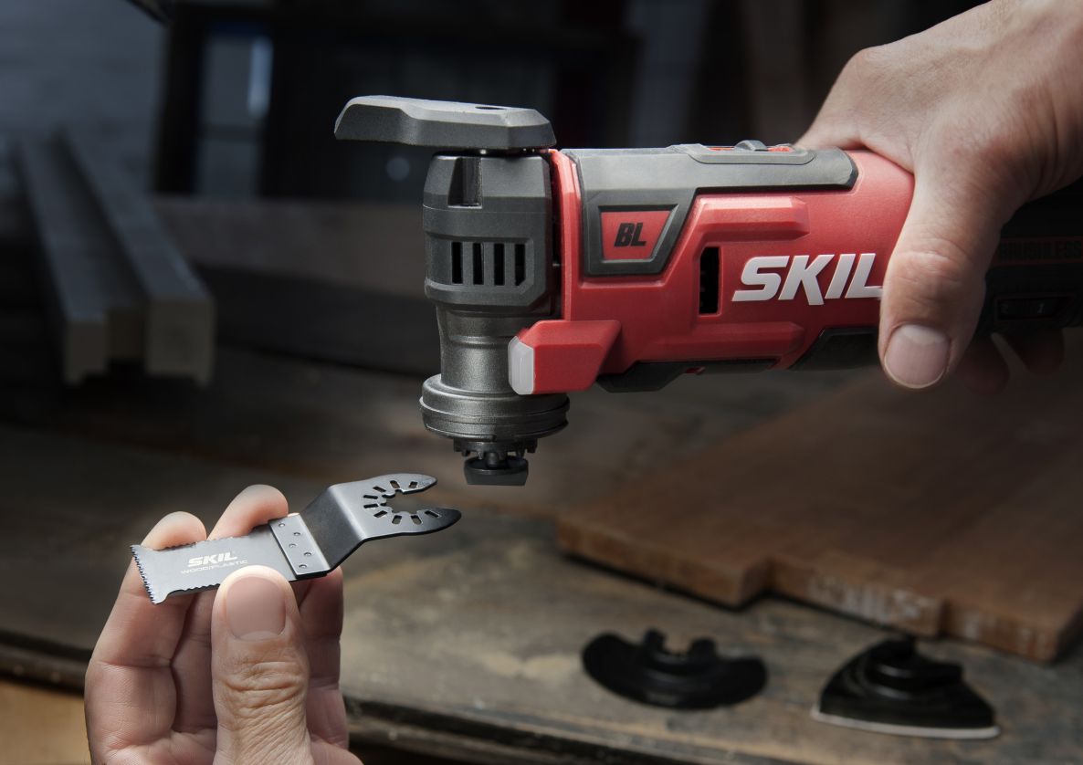 Ferramenta multifuncional SKIL MF1E3650JA 20V sem escovas (sem baterias e carregador) em estojo com acessórios.