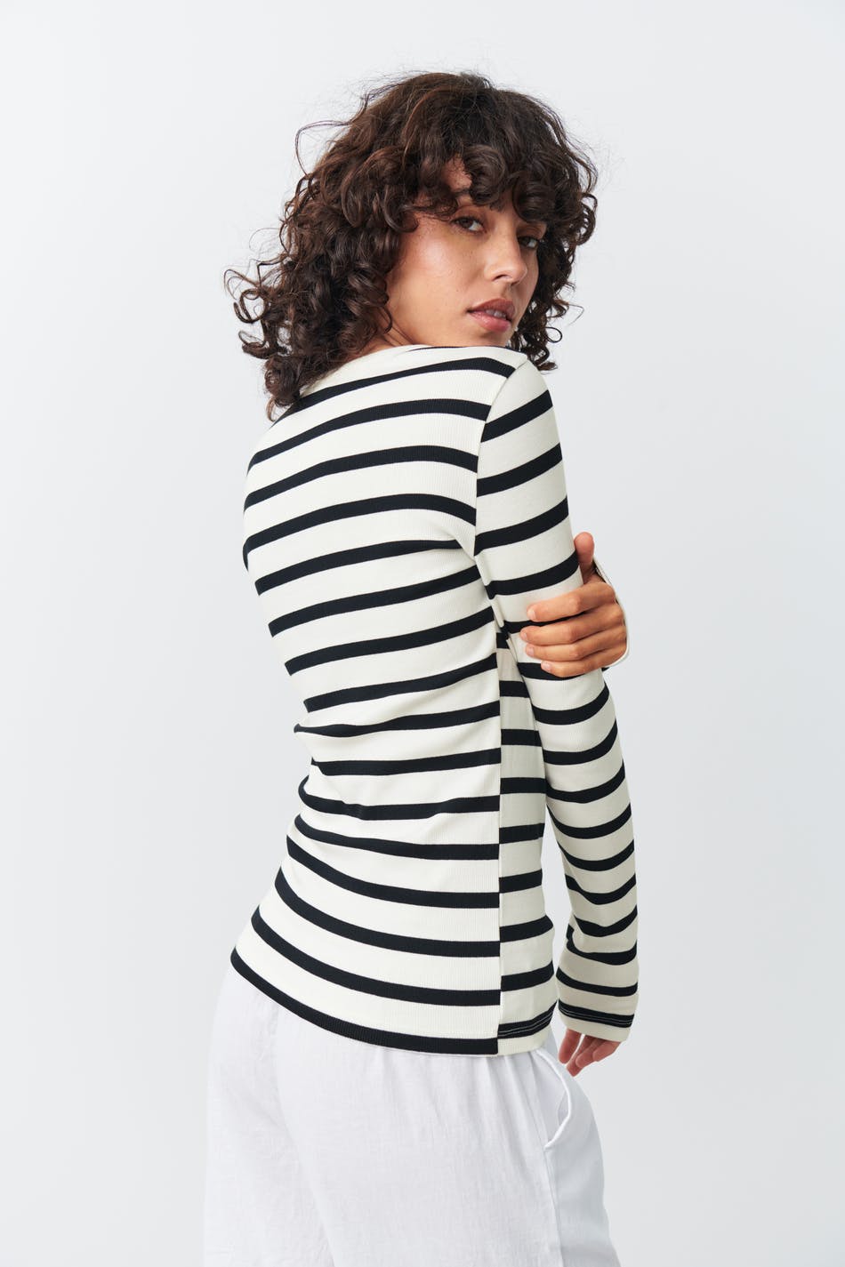 Basic long sleeve top