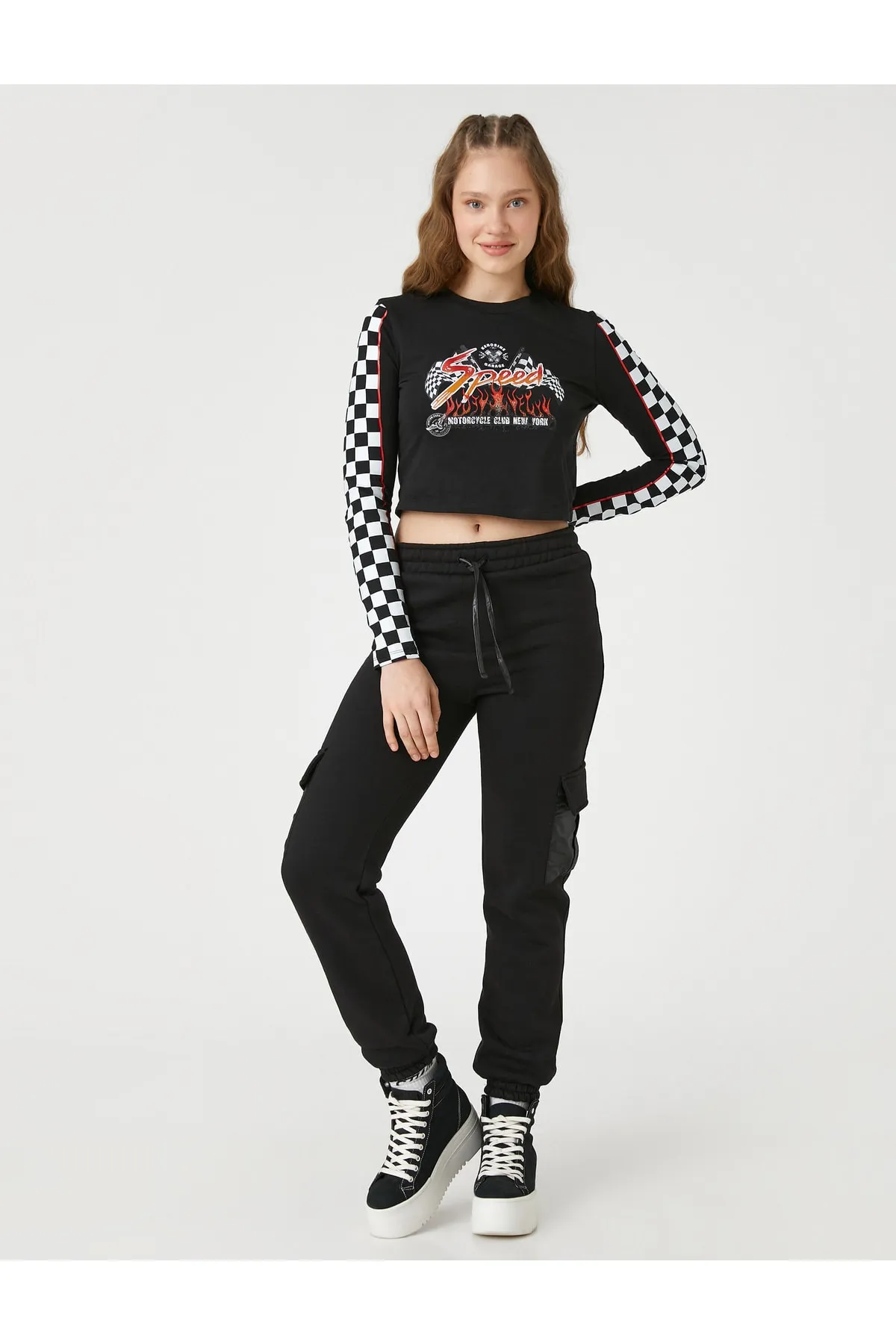 Koton  Jogger-Jogginghose mit Taschendetail, geschnürter Taille und Fleece-Innenseite