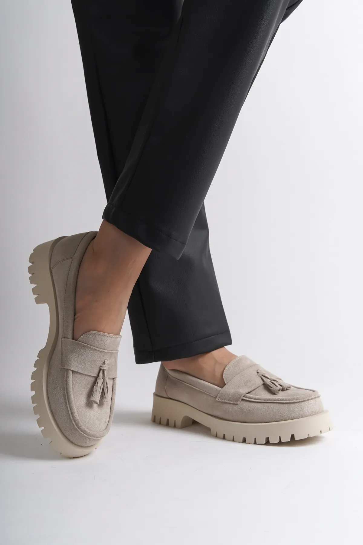 Capone Outfitters  Trak Sole Damen-Loafer mit Quasten