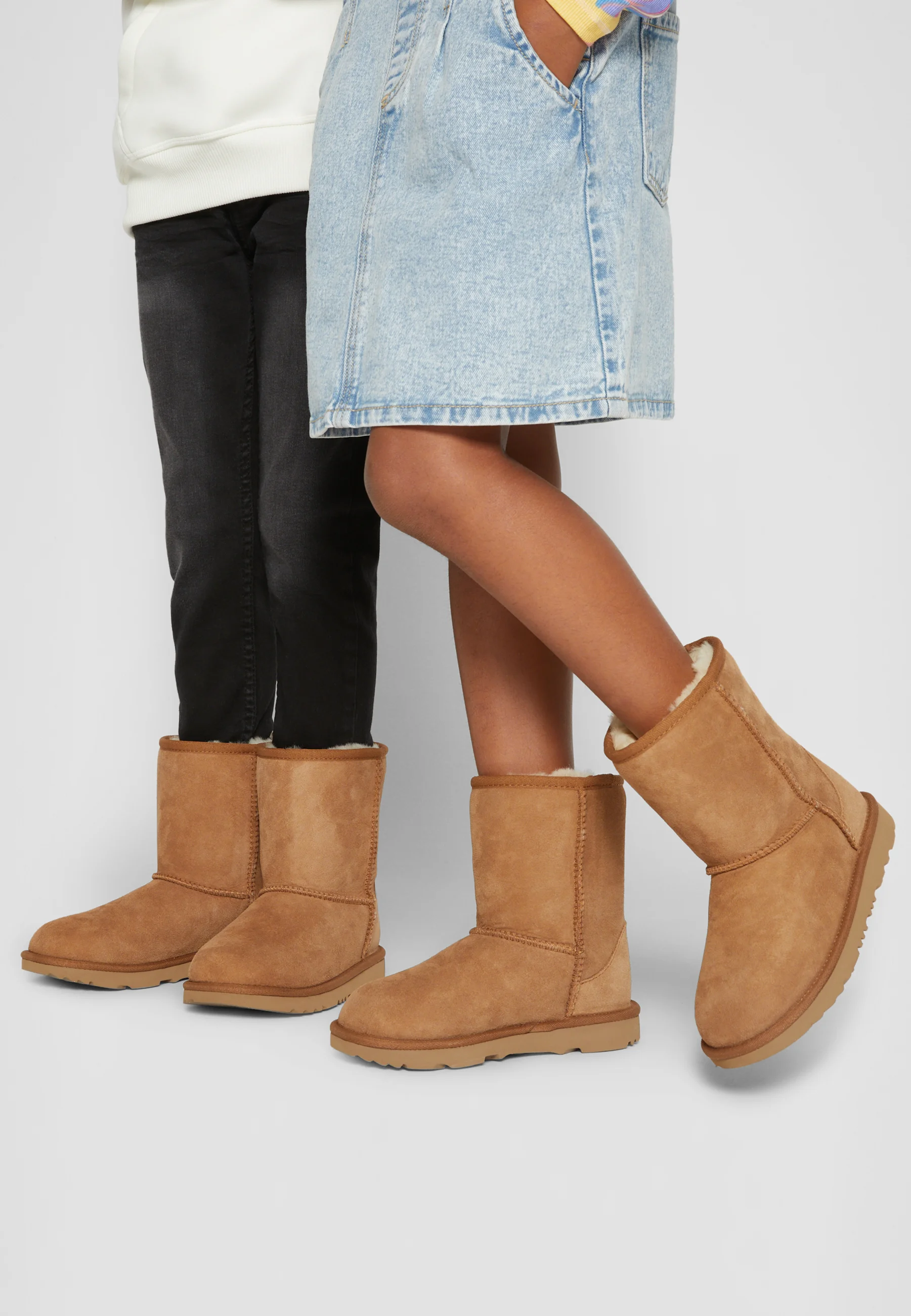 UGG CLASSIC II UNISEX - Botines