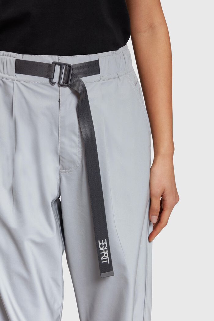 High-Rise-Pants im Jogger-Style mit Gürtelschließe