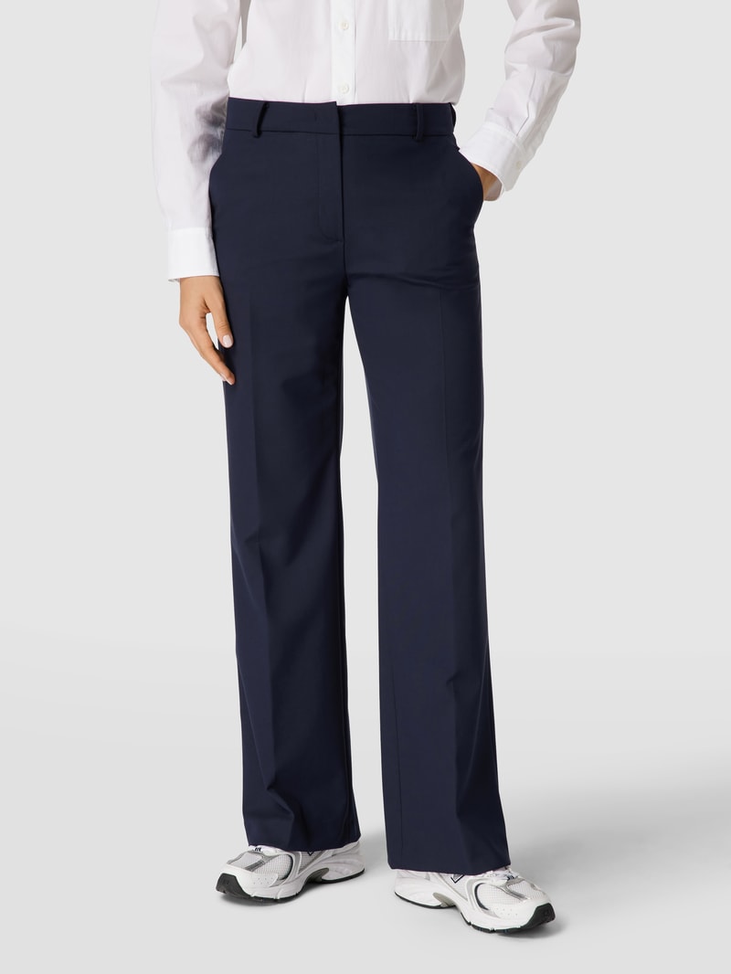 Hose mit seitlichen Eingrifftaschen in marineblau