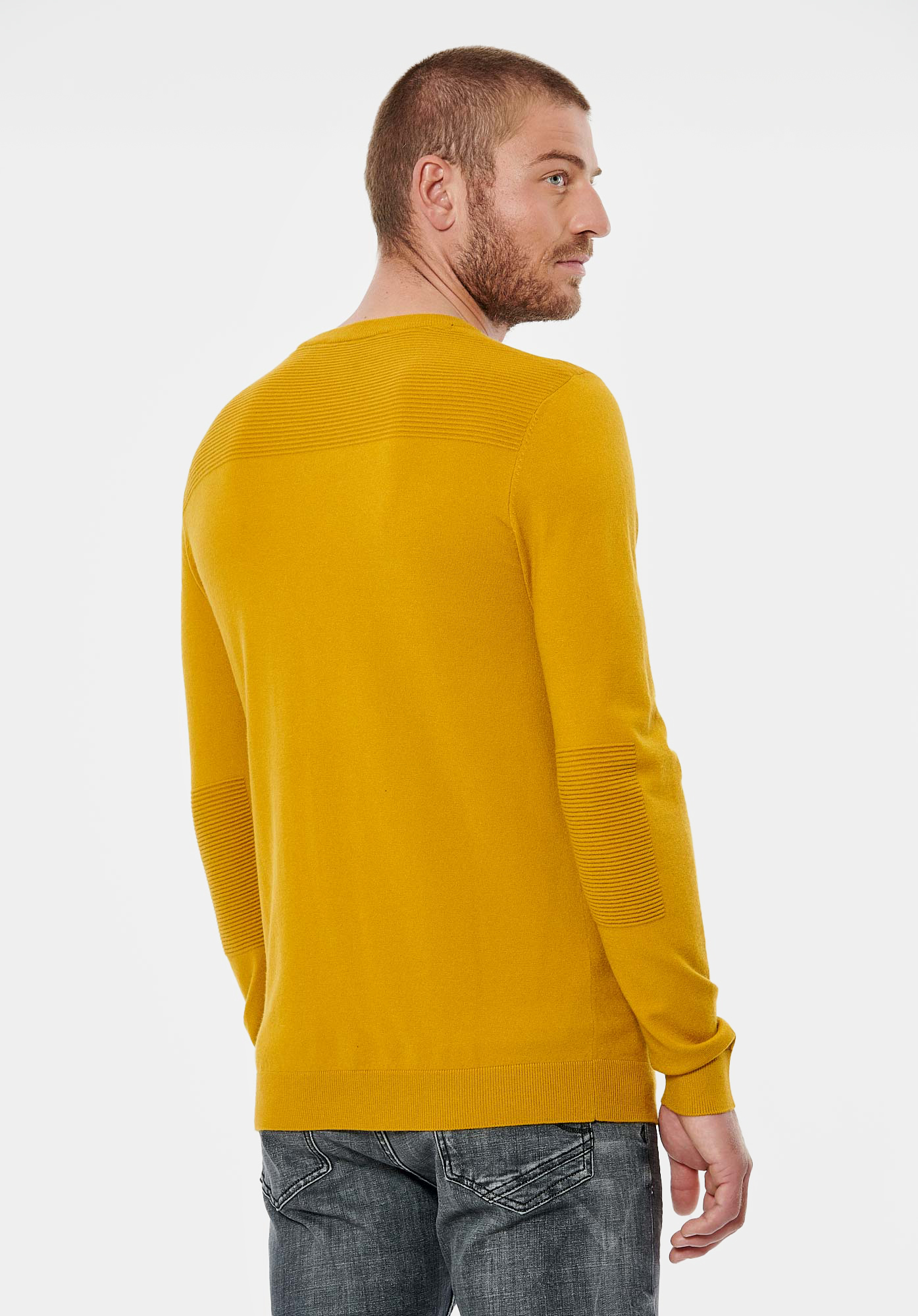 AERO   Pull moutarde homme
