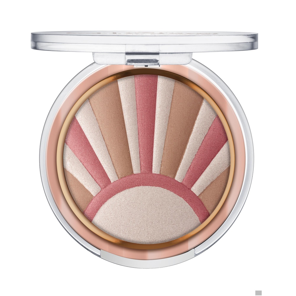 essence kissed by the light poudre illuminatrice 01 star kissed Poudre