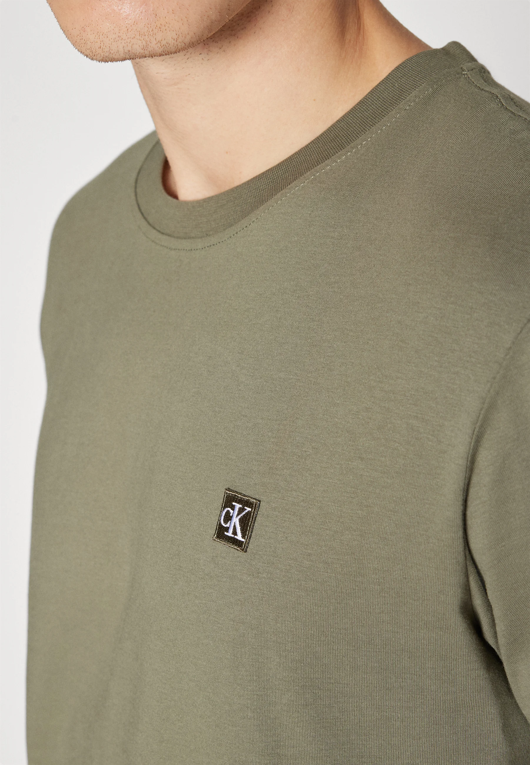 Calvin Klein Jeans BADGE TEE - Camiseta básica