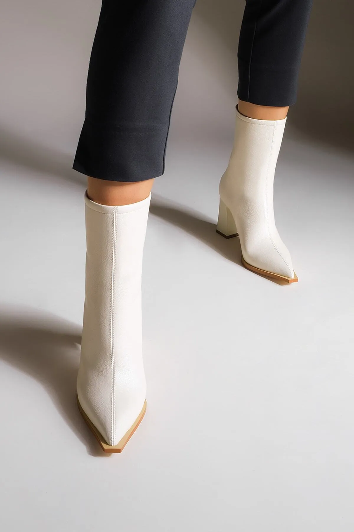 Marjin  Stiefelette - Ecru - Blockabsatz