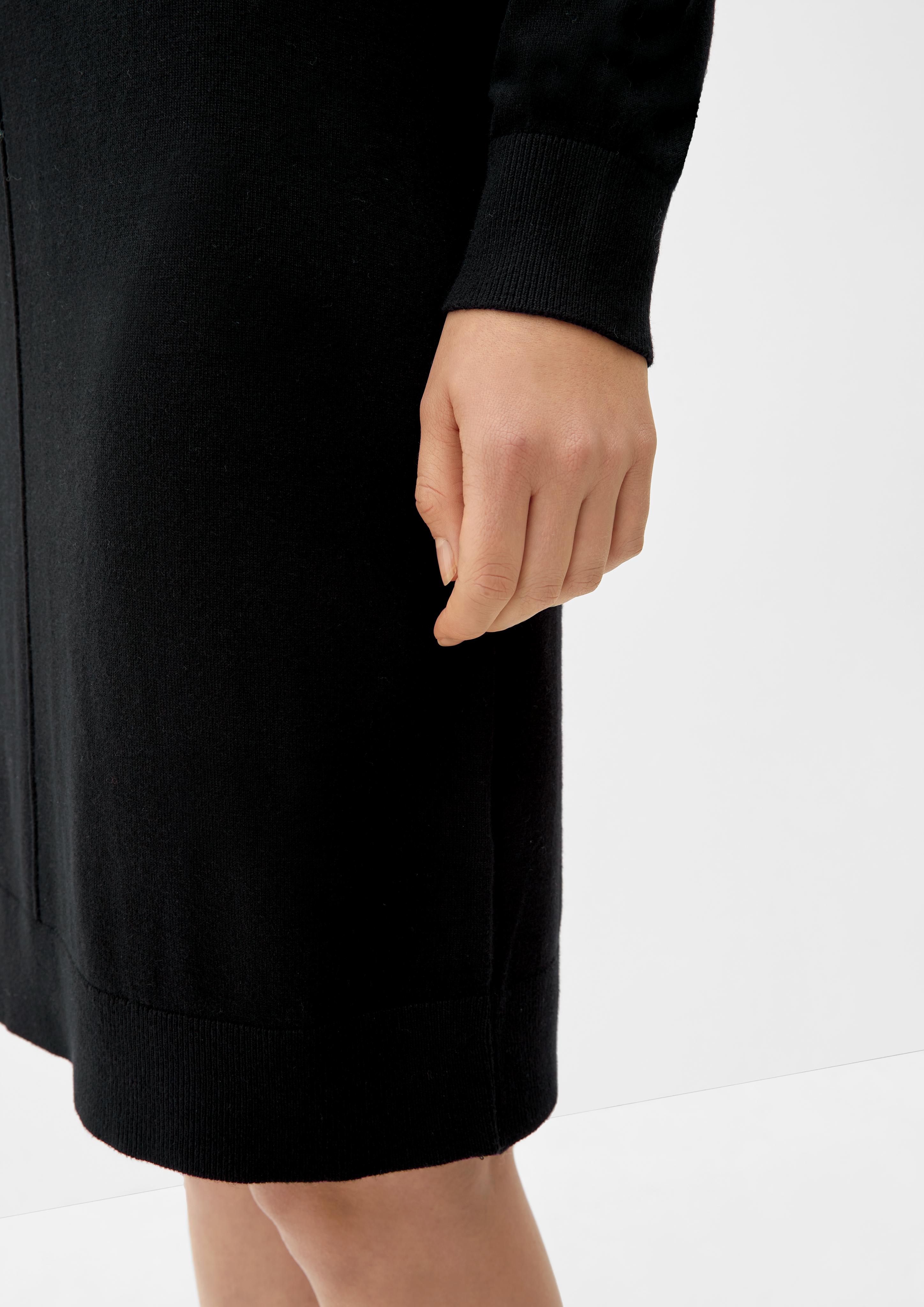 Strickkleid mit Rundhalsausschnitt  2124079-9999