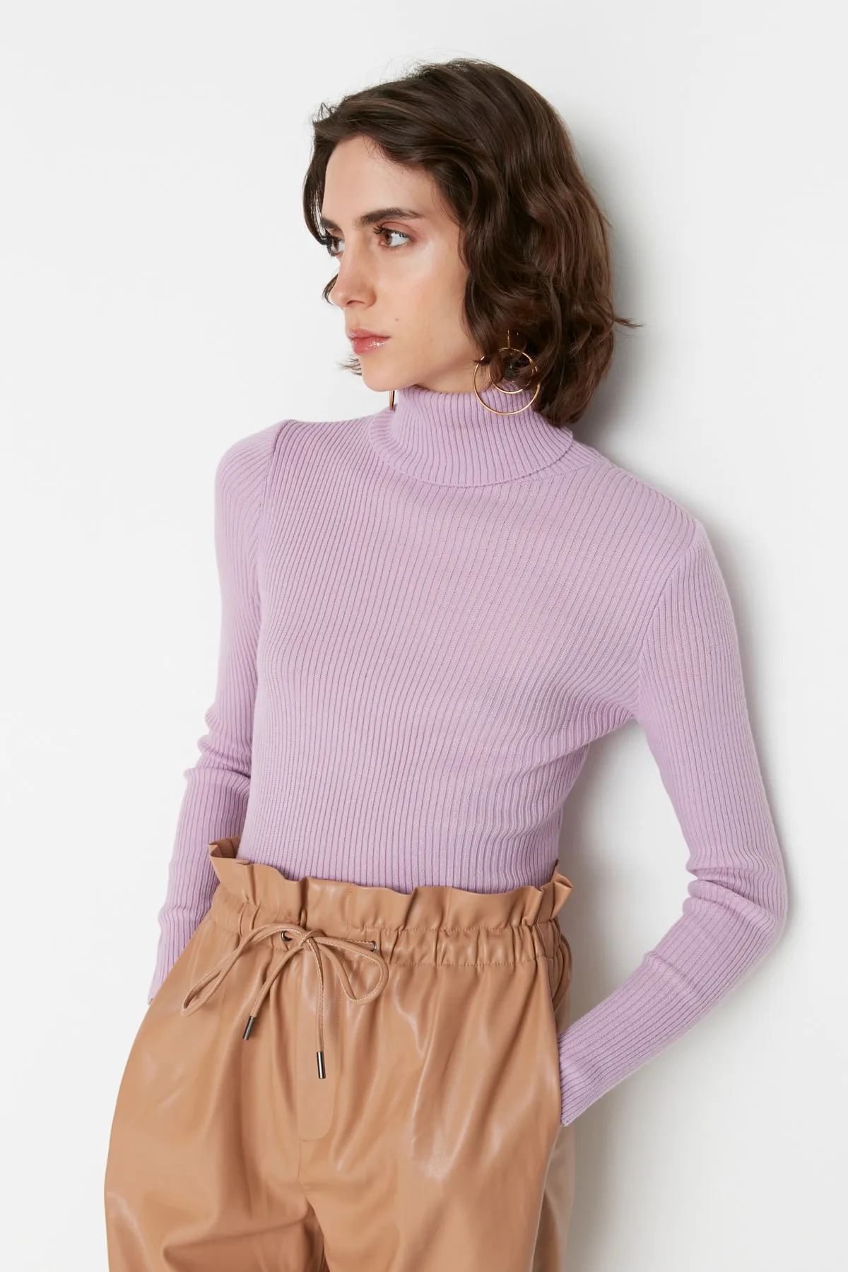 Trendyol Collection  Lilafarbener Basic-Rollkragenpullover TWOAW21KZ1279