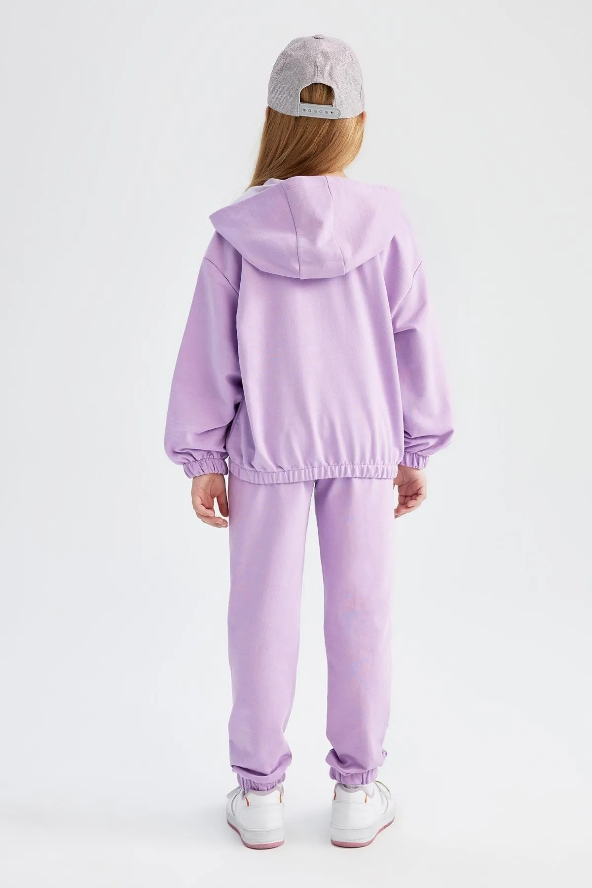 DeFacto  Mädchen Strickjacke mit Kapuze und Jogginghose 2er-Set Z4644a623sp