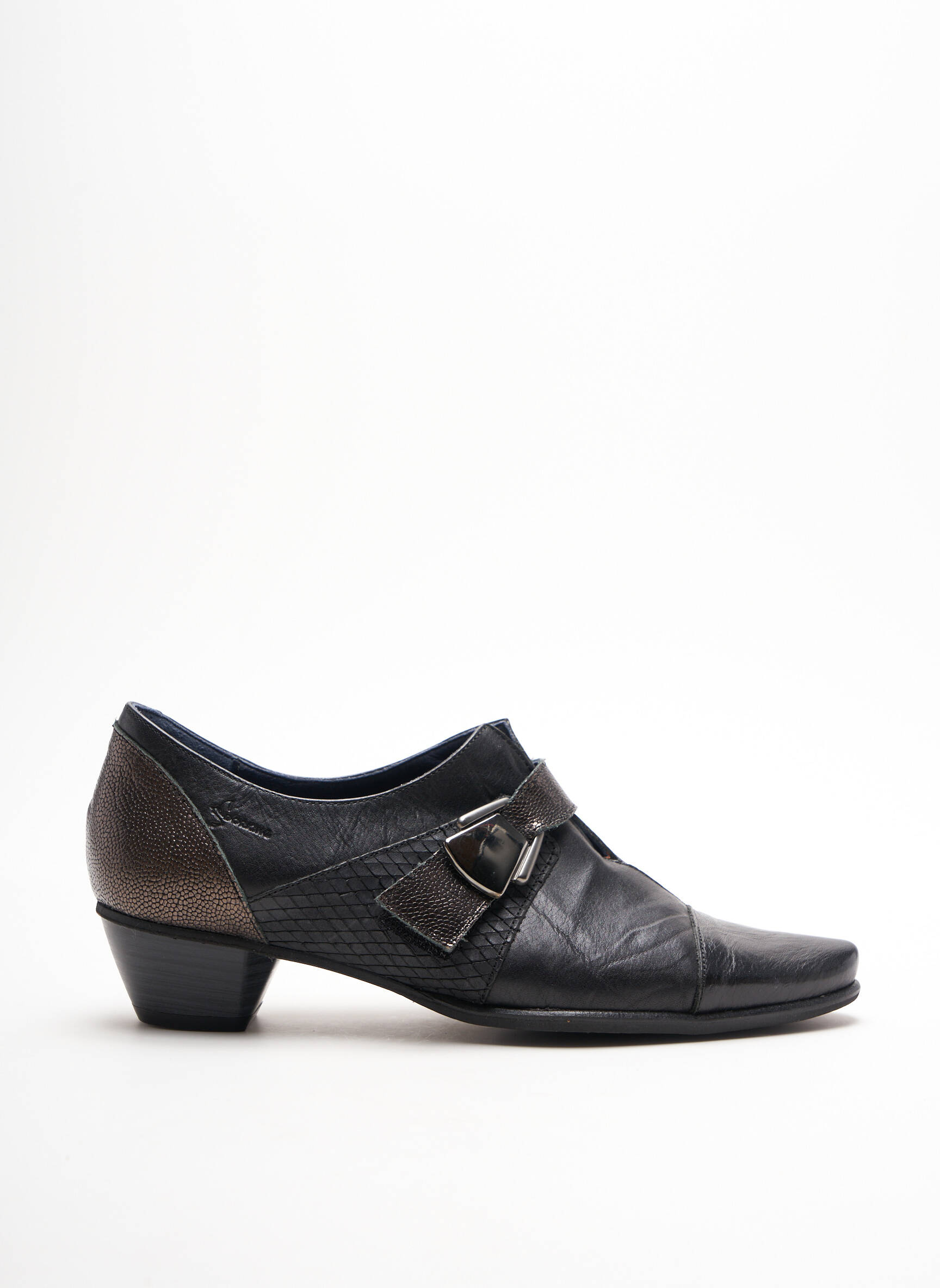 Dorking Derby Femme couleur noir