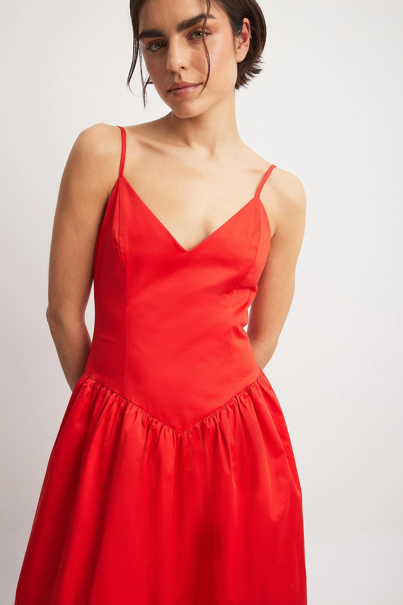 Midikleid mit voluminösem Rock