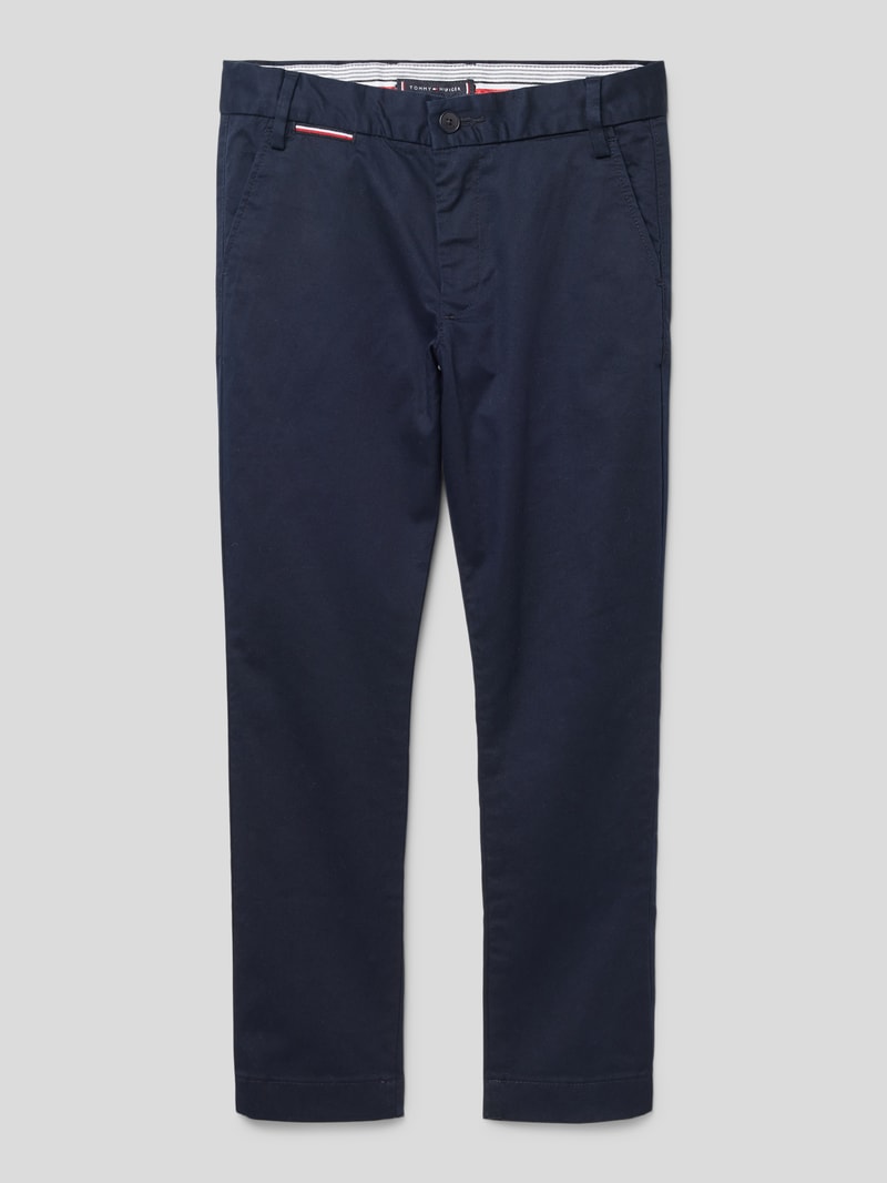 Chino mit Label-Detail in marineblau