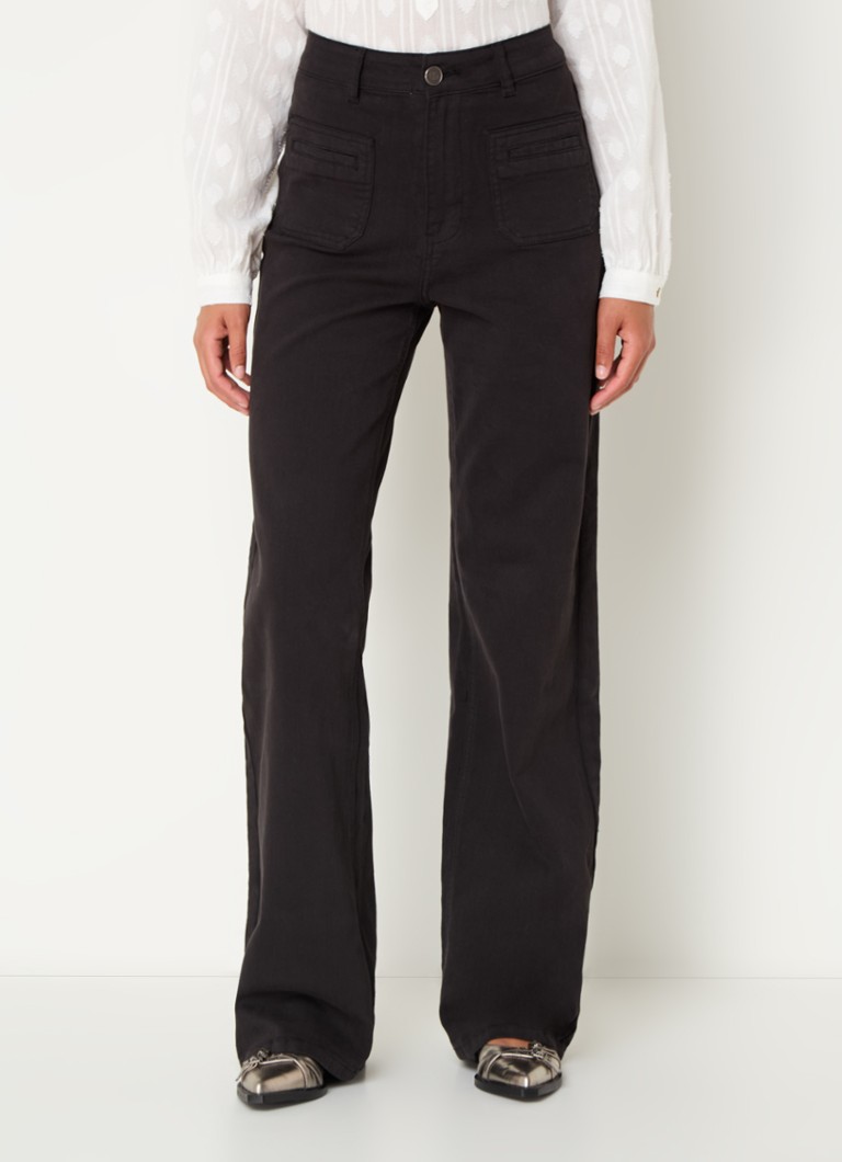 Sofie Schnoor High waist loose fit jeans with patch pockets
