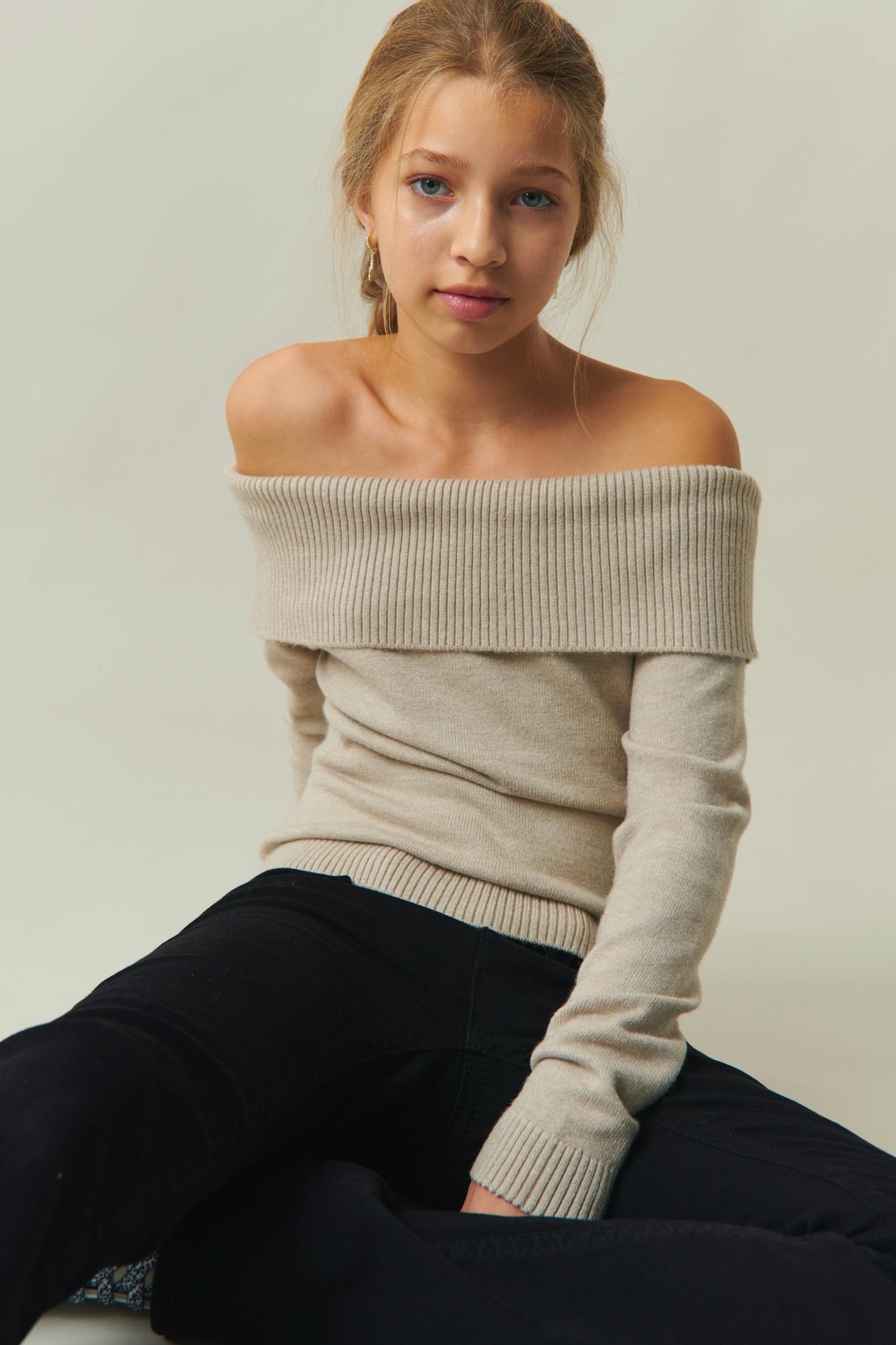 Y soft off shoulder top