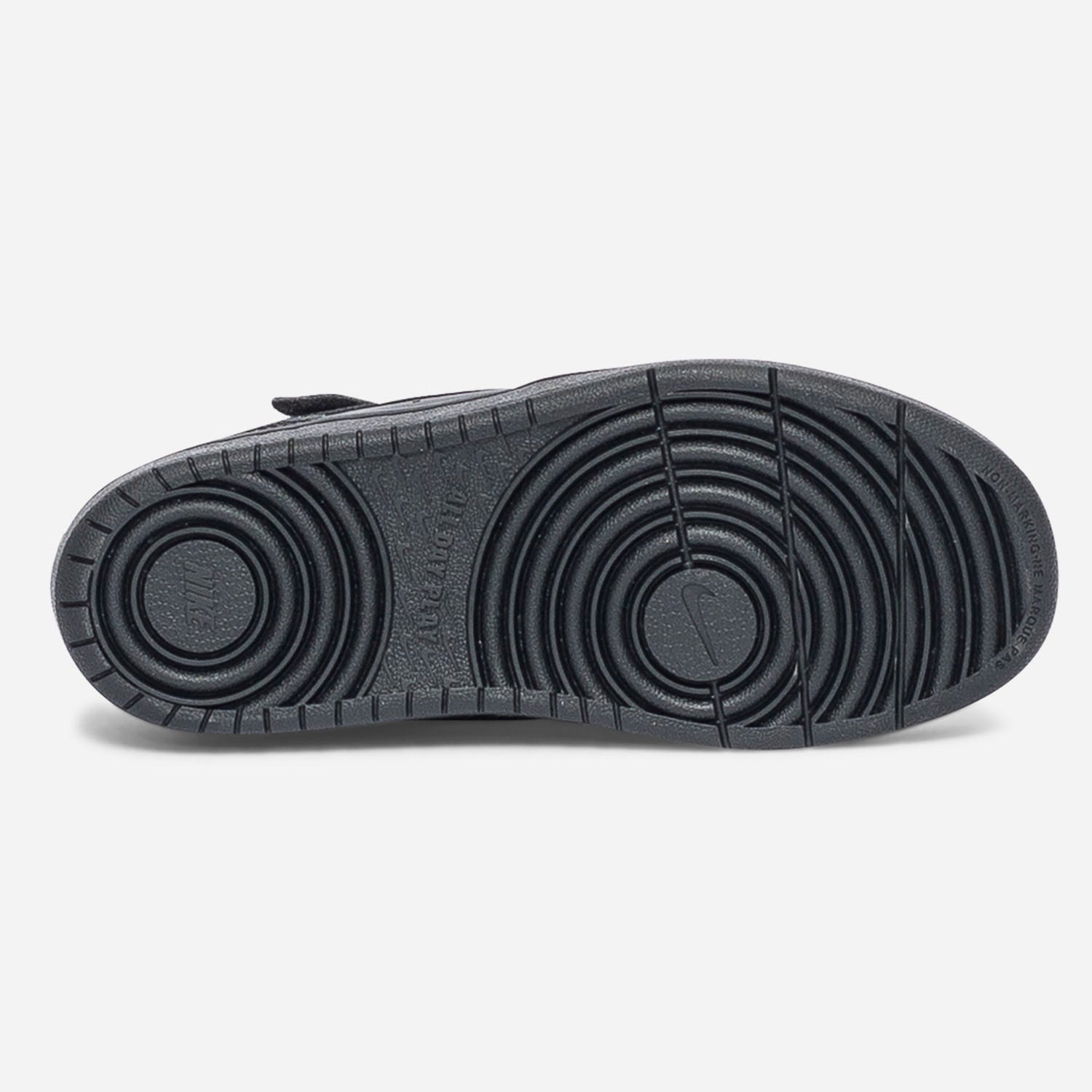 Tennis NIKE noire en cuir