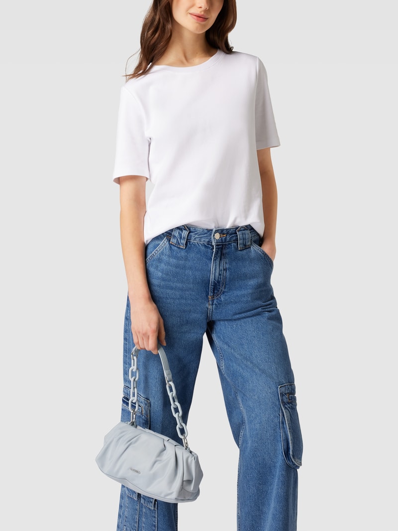 Clutch mit Label-Detail in hellblau
