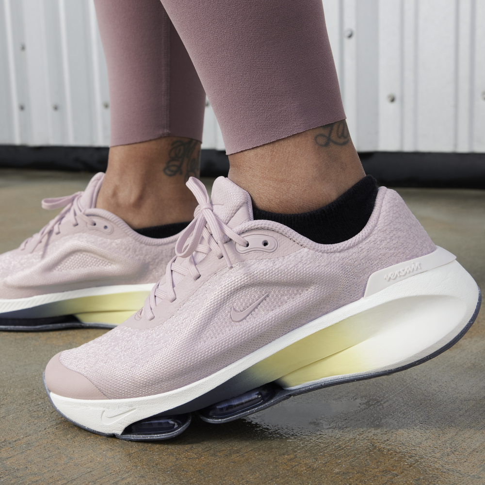 Nike VERSAIR W DZ3547-003 / lila