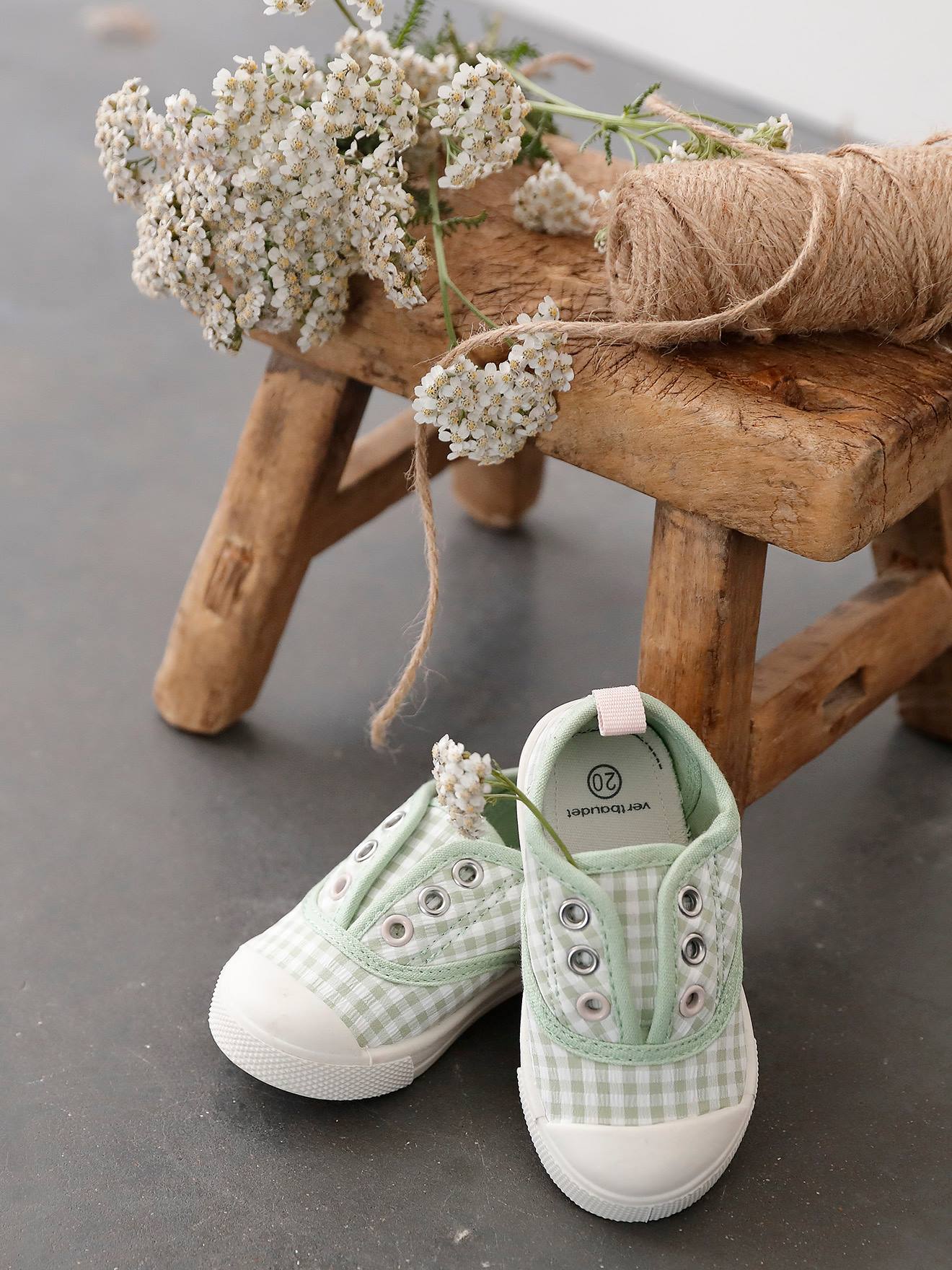 Baskets élastiquées bébé fille en toile vert sauge