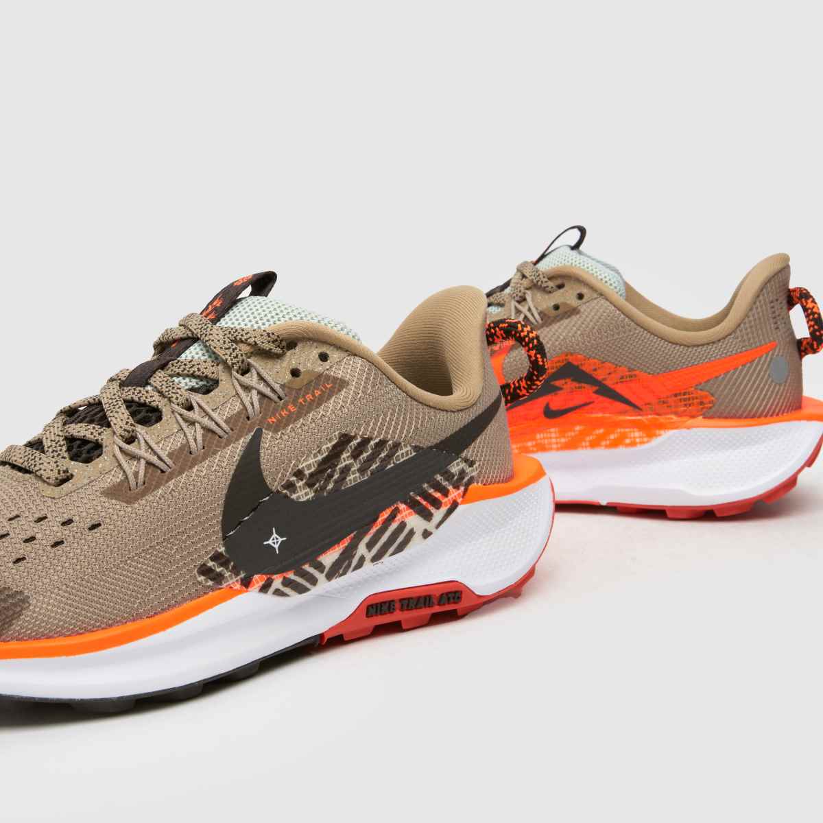 Nike Pegasus Trail 5 gyerek cipő khaki
