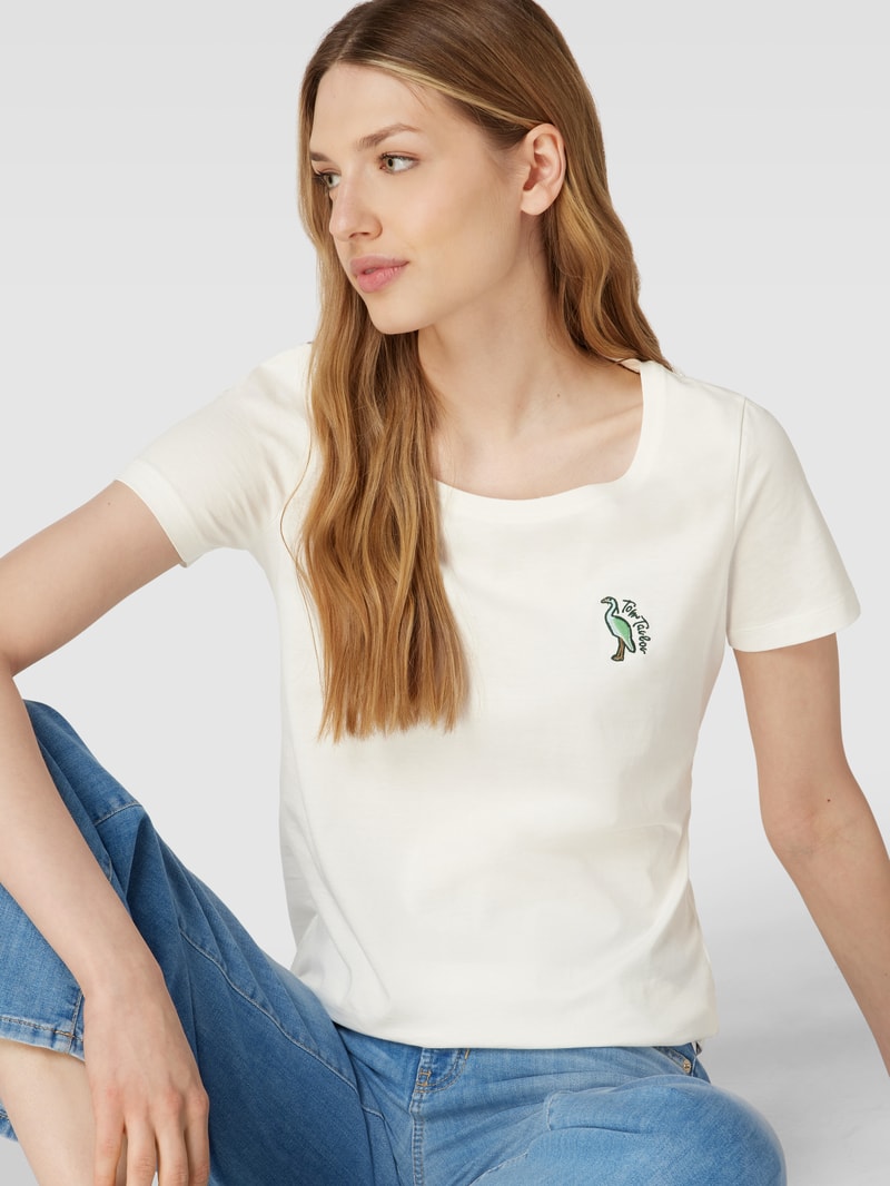 T-Shirt mit Label-Detail in offwhite