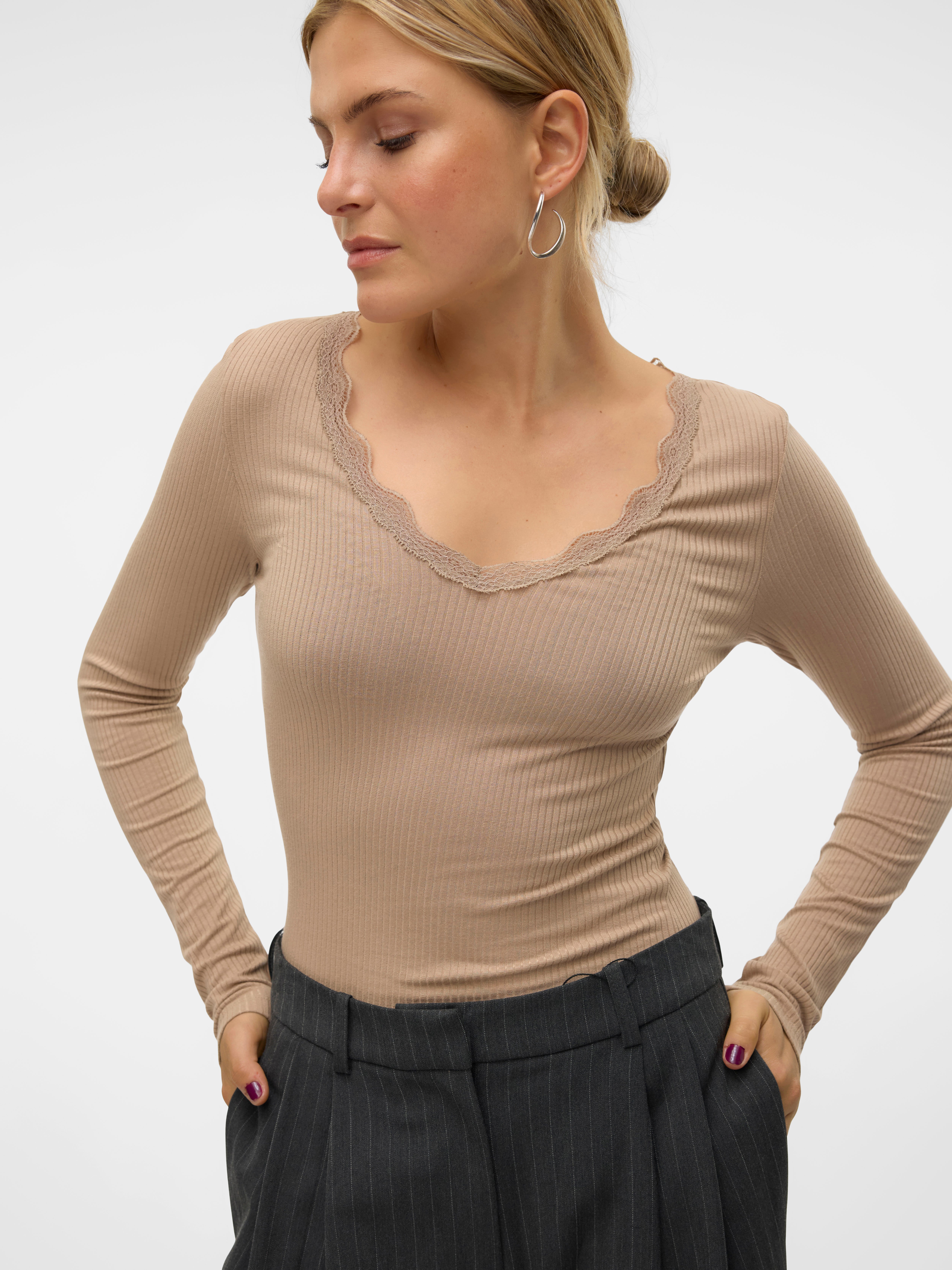 VMMILY Top