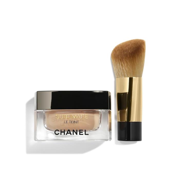CREME-MAKEUP FÜR ULTIMATIVE REGENERATION UND LEUCHTKRAFT