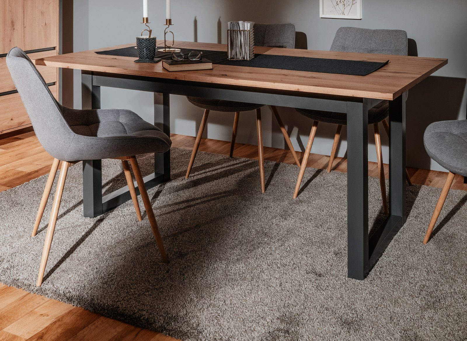 Finori Esstisch Denver (Küchentisch in Artisan Eiche und Anthrazit, ausziehbar 160 - 200 cm), Industrial Design, für bis zu 8 Personen