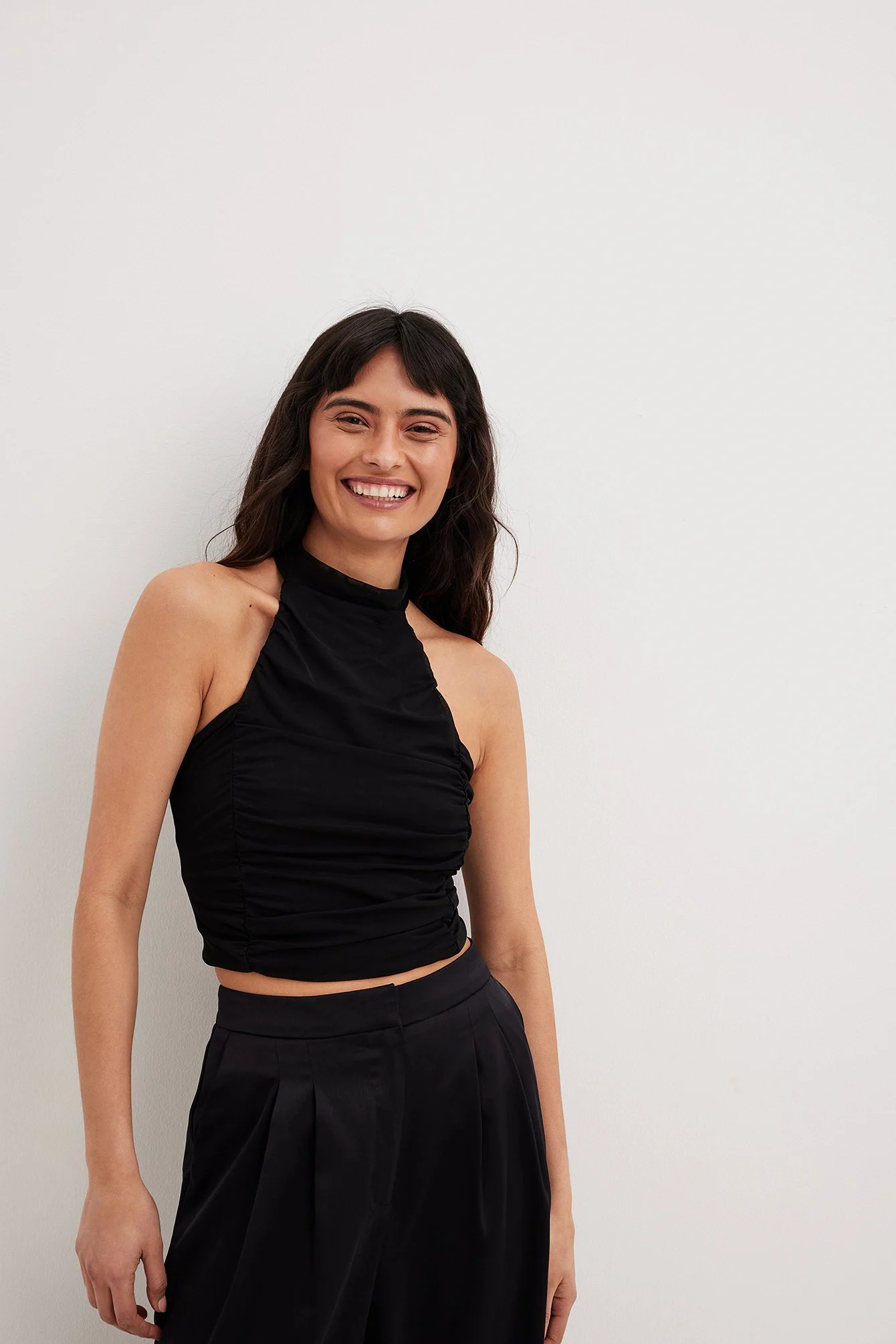 Hochgeschlossenes Crop-Top aus Mesh