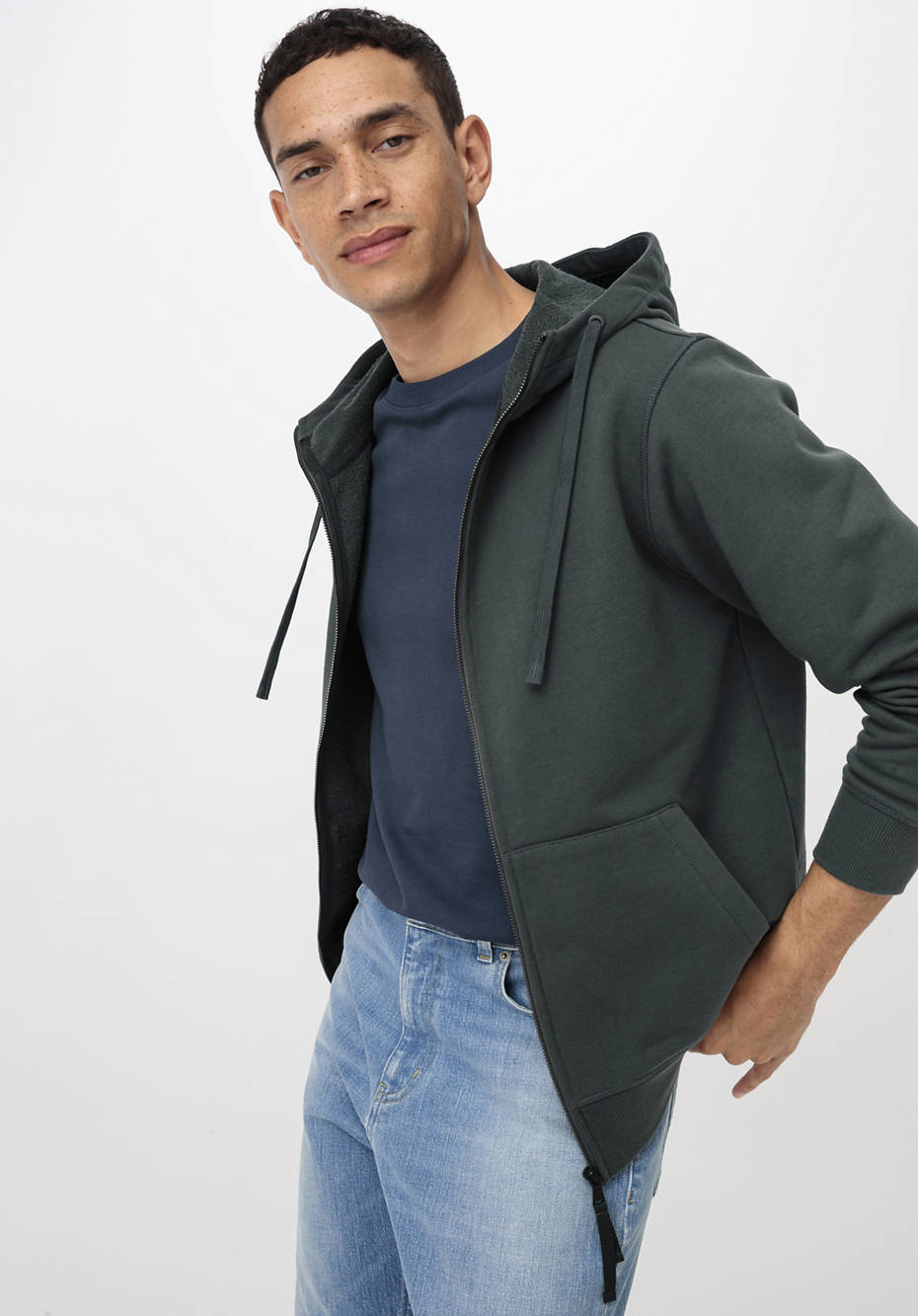 Sweatjacke aus reiner Bio-Baumwolle