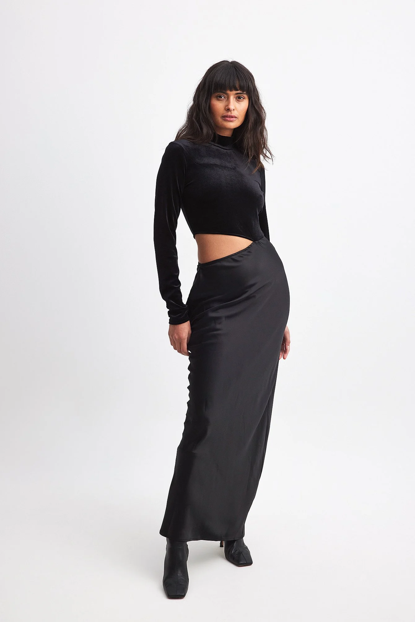 Maxikleid aus Samt und Satin