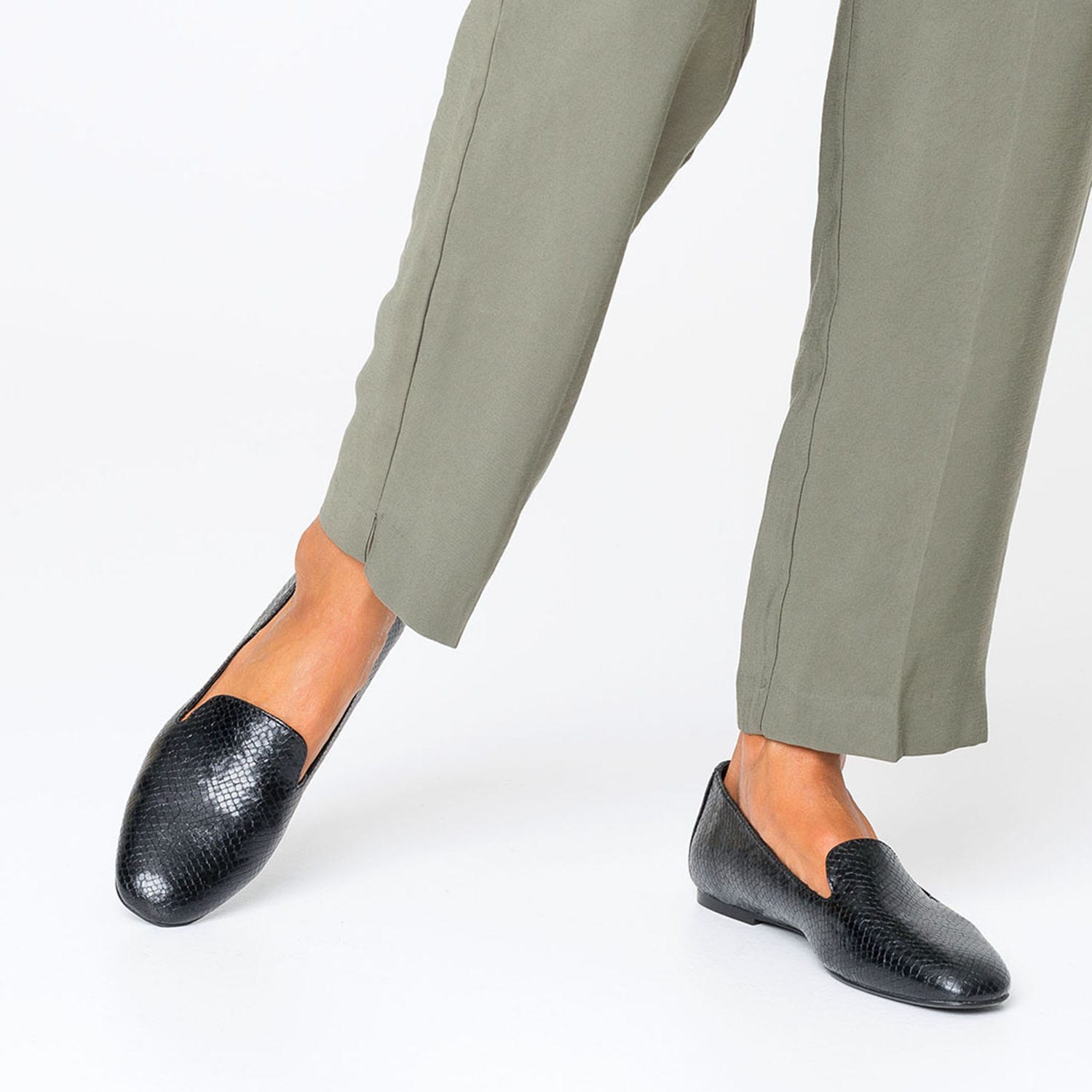 Slipper noir embossé python