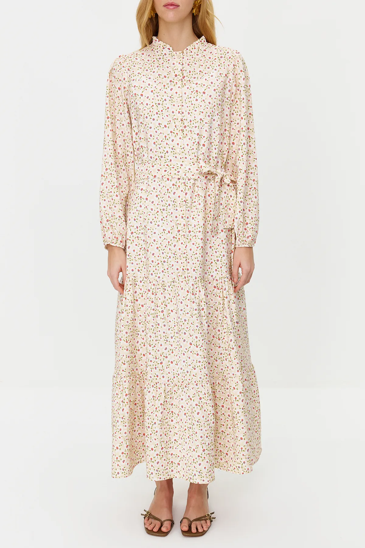 Trendyol Modest  Mehrfarbiger Rock mit Gürtel, Volants, Blumenmuster, gefüttertes Webkleid TCTSS23EB00294