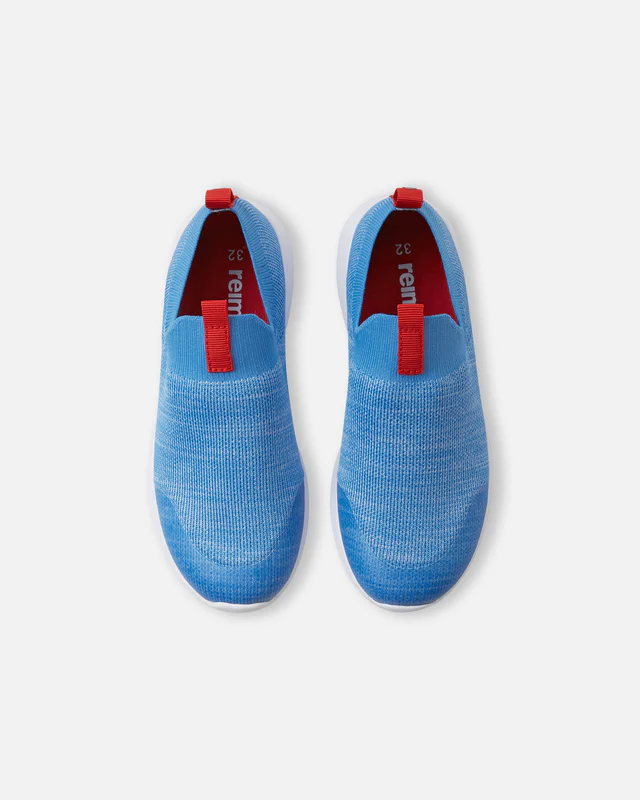 Kinder Sneaker Bouncing